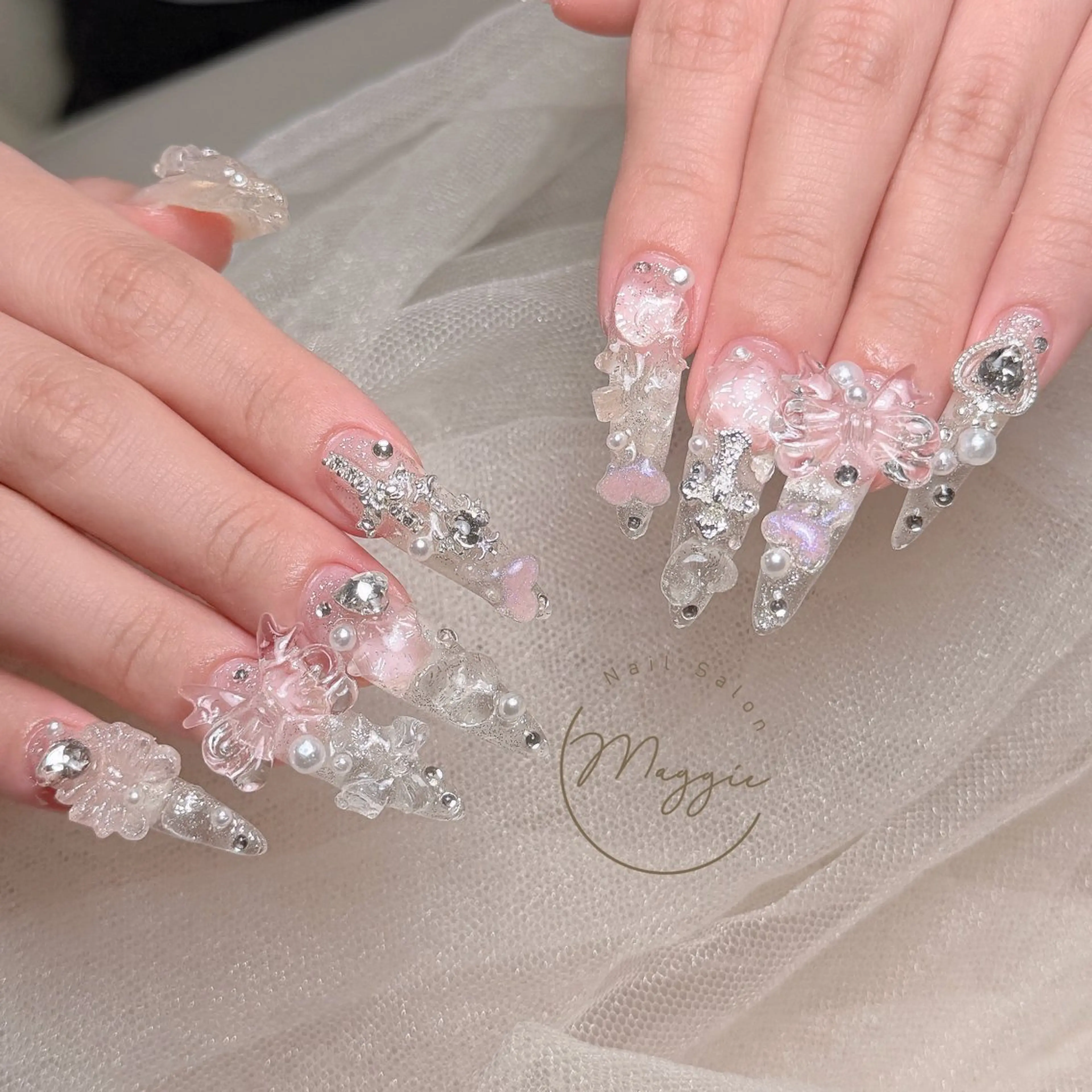 ネイル Maggie Nail🦩のネイルデザイン