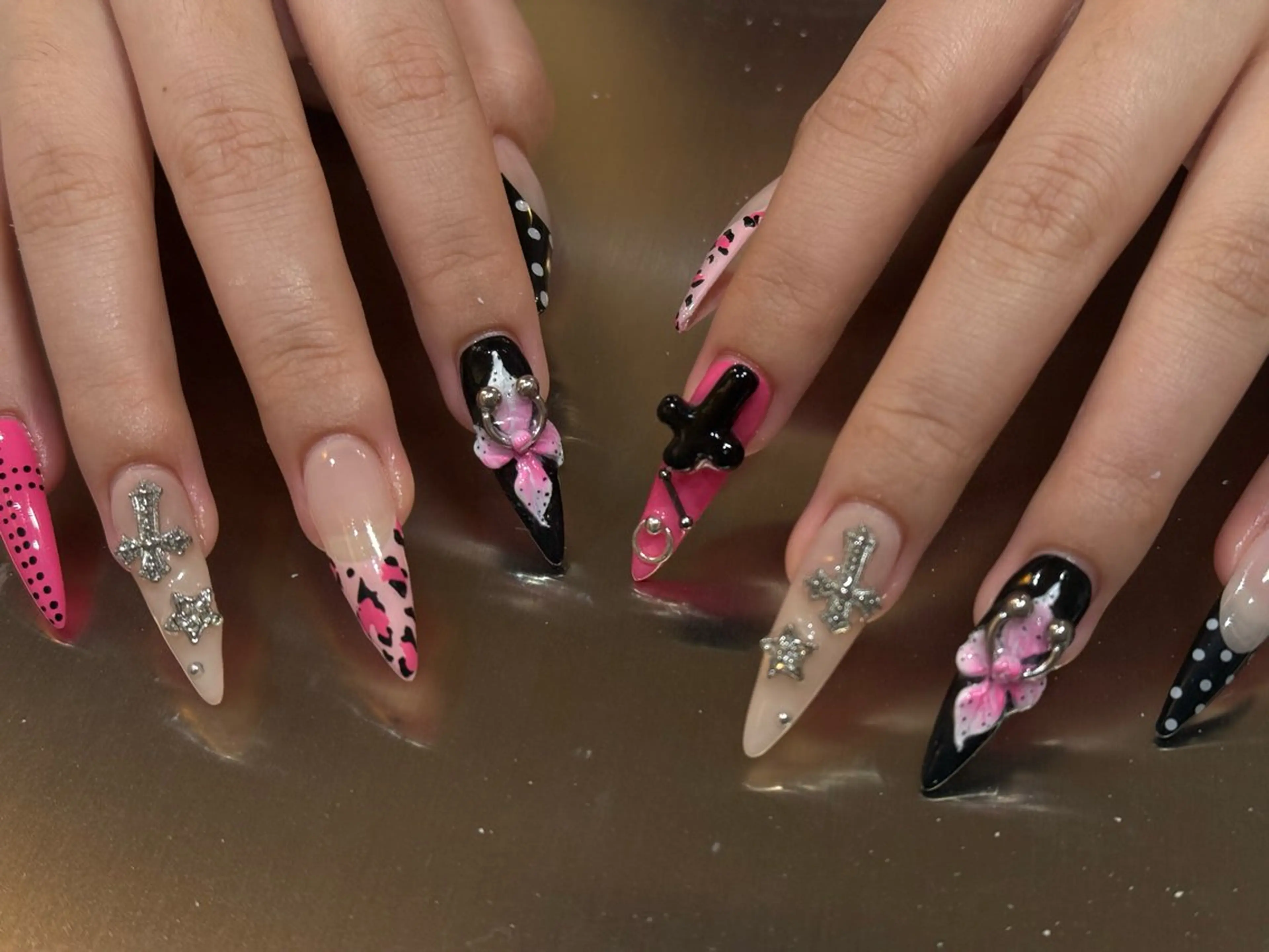 ネイル ハンドネイル nailstudio MØD.のネイルデザイン