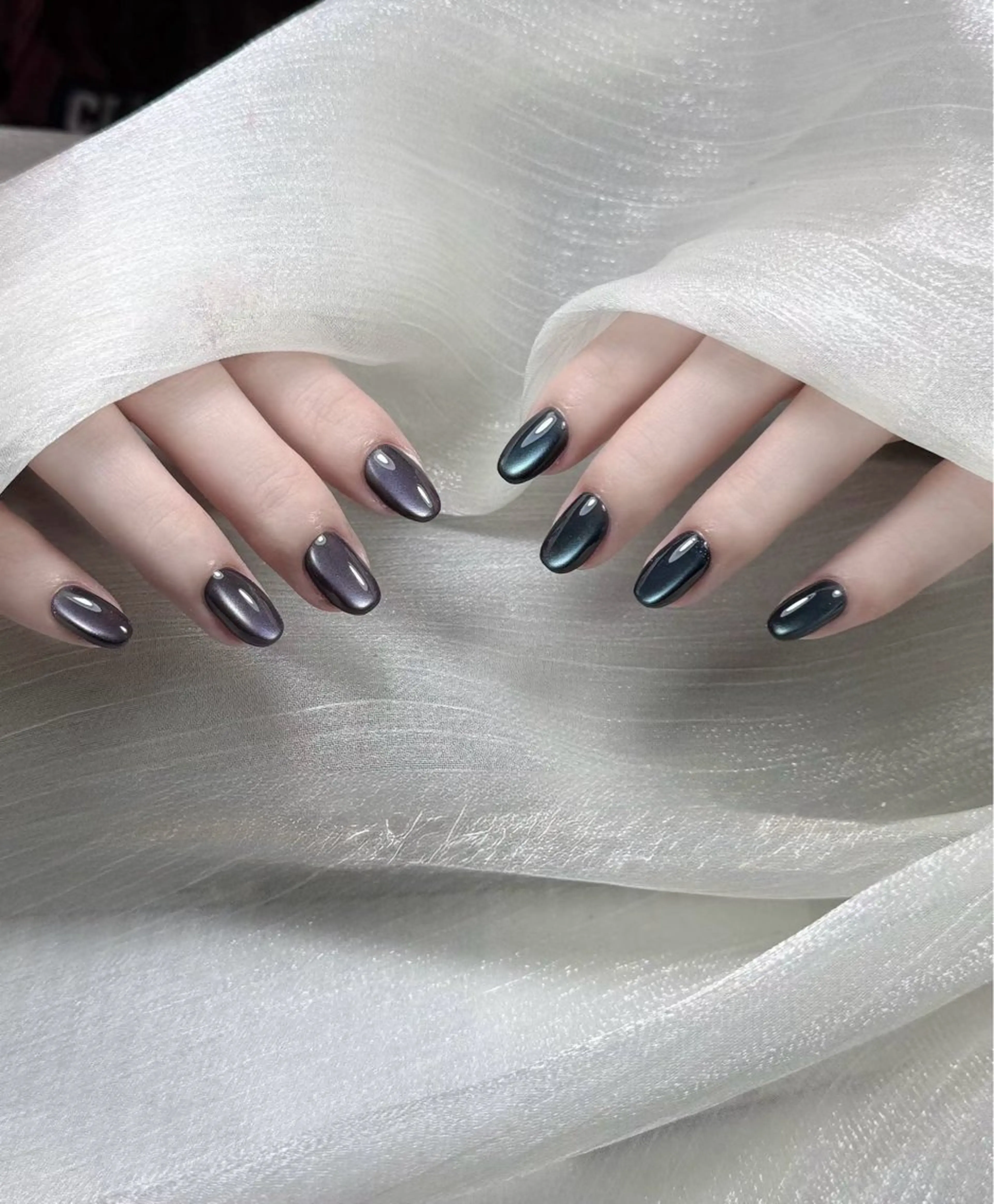 ネイル マグネットネイル マグネットワンカラー ワンカラーネイル ハンドネイル YUAN Nailのネイルデザイン