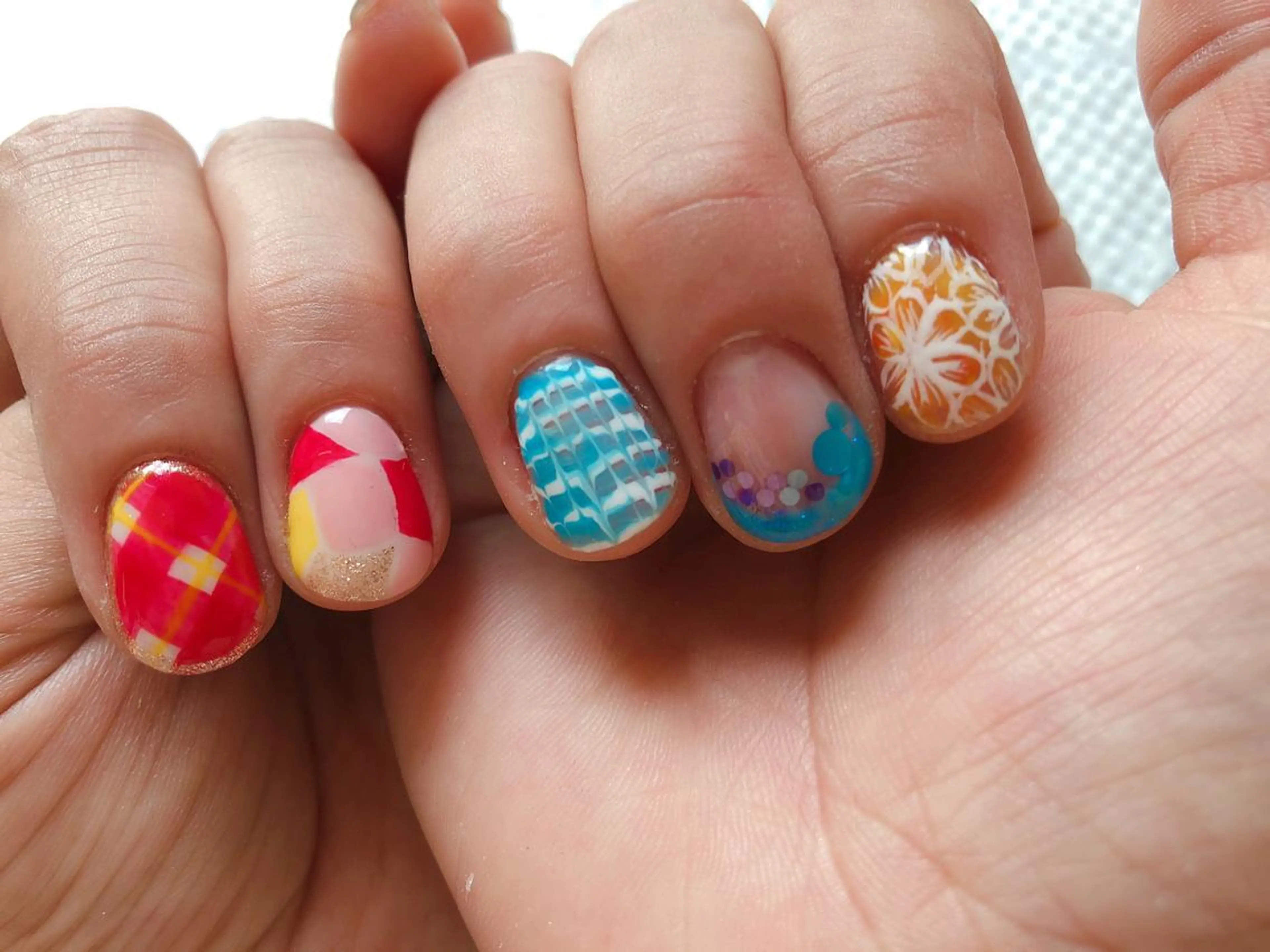 ネイル にじいろ nailのネイルデザイン