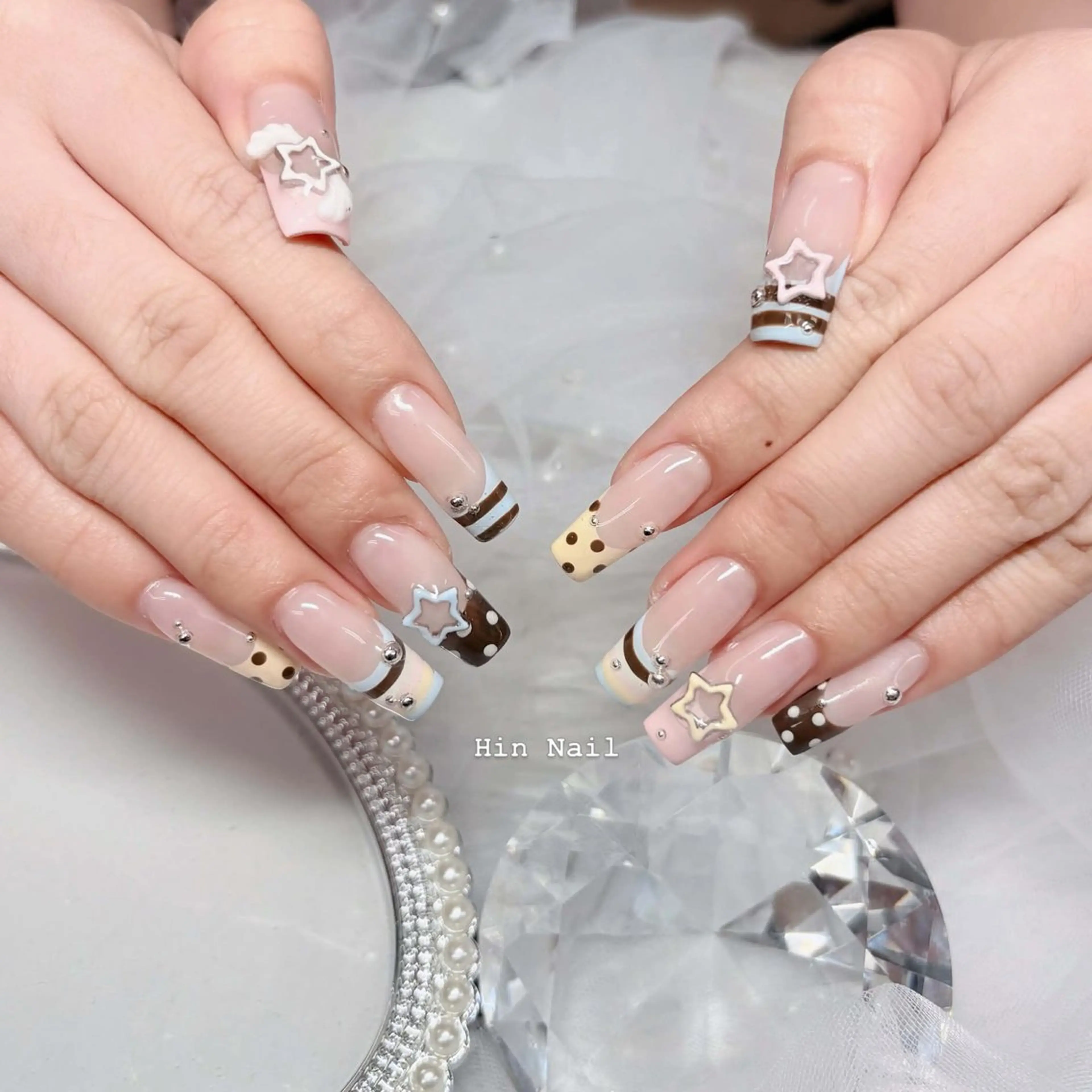 ネイル ハンドネイル HIN NAILのネイルデザイン