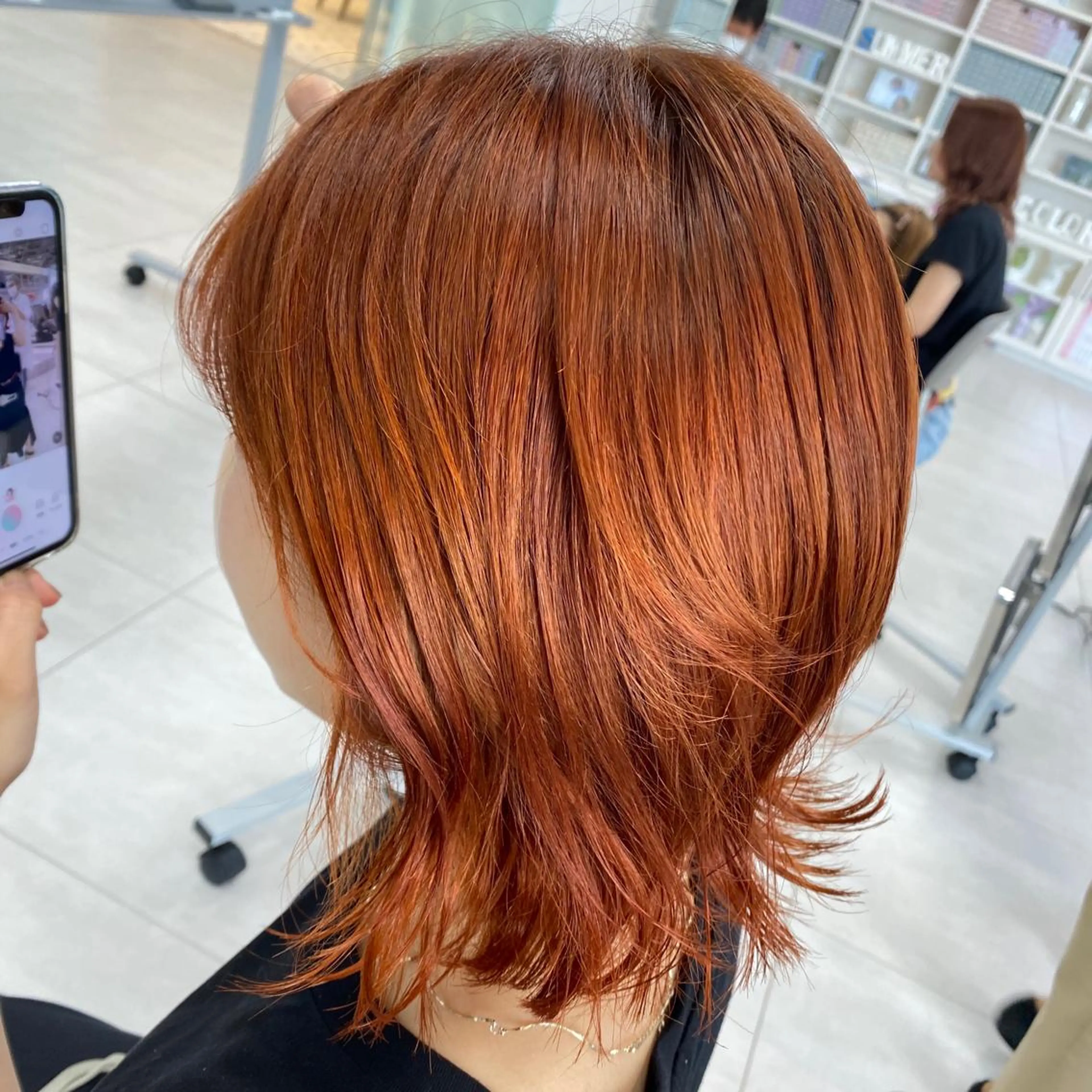 ミディアム カラー sign hair 鈴木 りん🍓のヘアスタイル