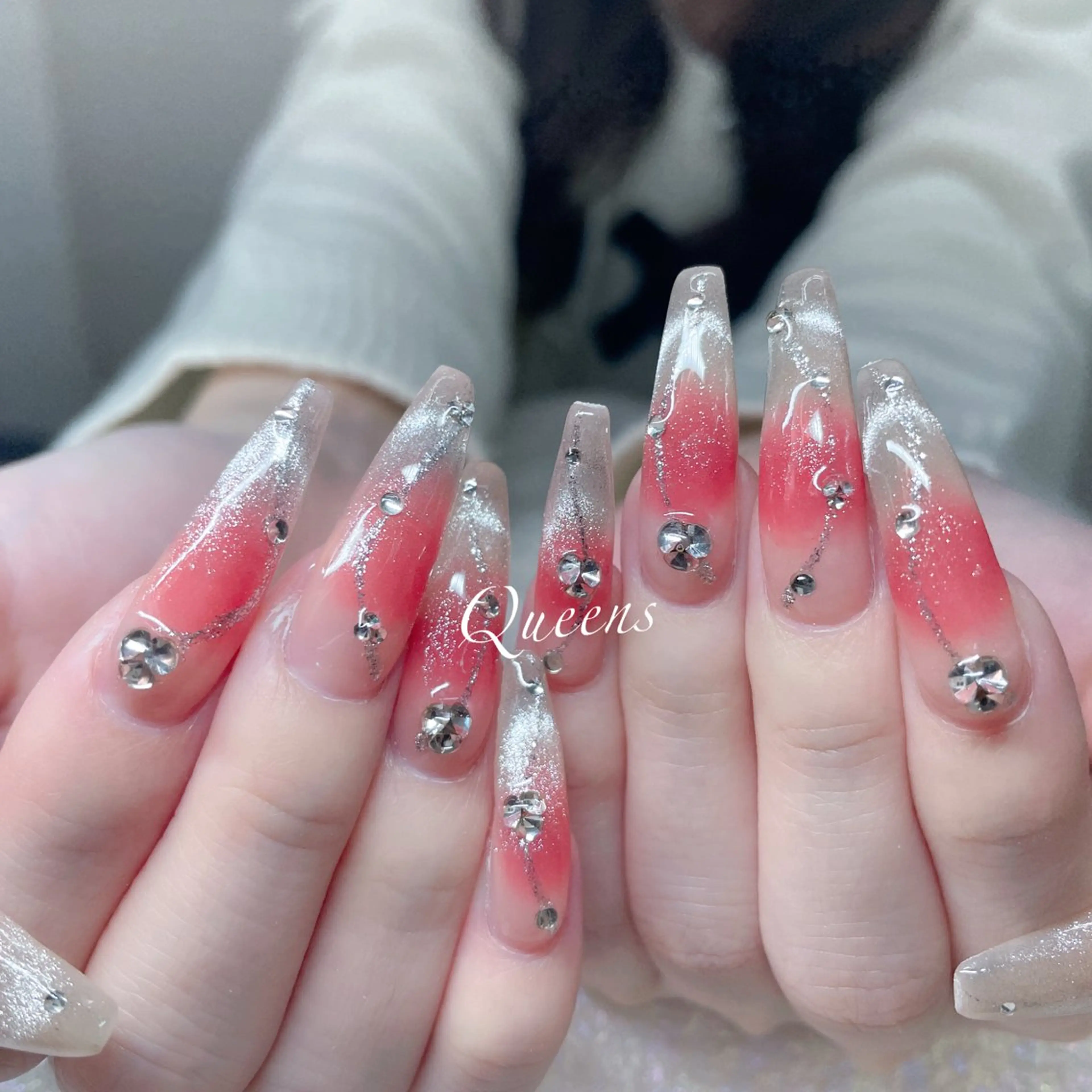 ネイル ハンドネイル Queens マオのネイルデザイン