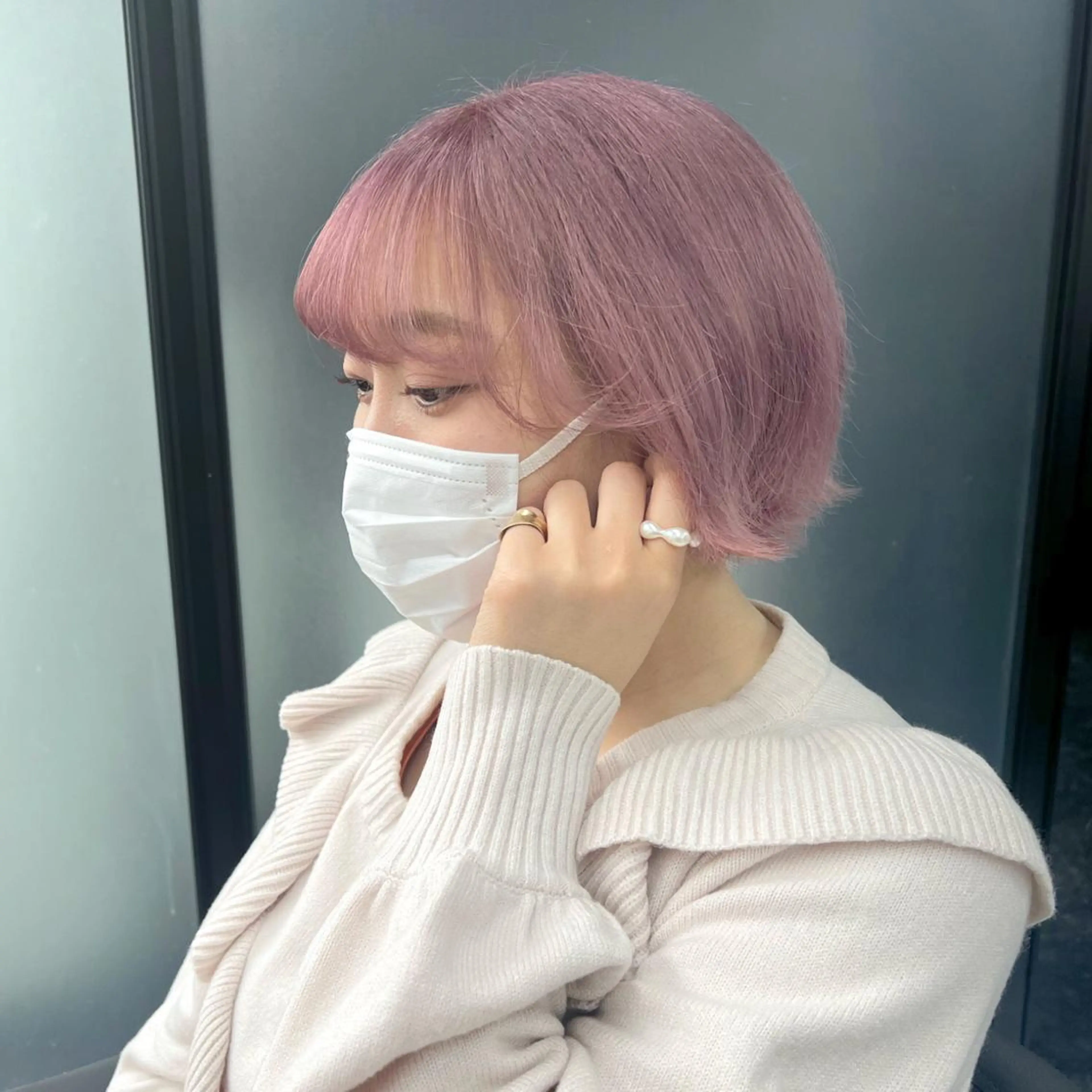 ショート カラー シールエクステ ハイトーンカラー エクステ シールエクステ特化 ハイトーン、NANAのヘアスタイル