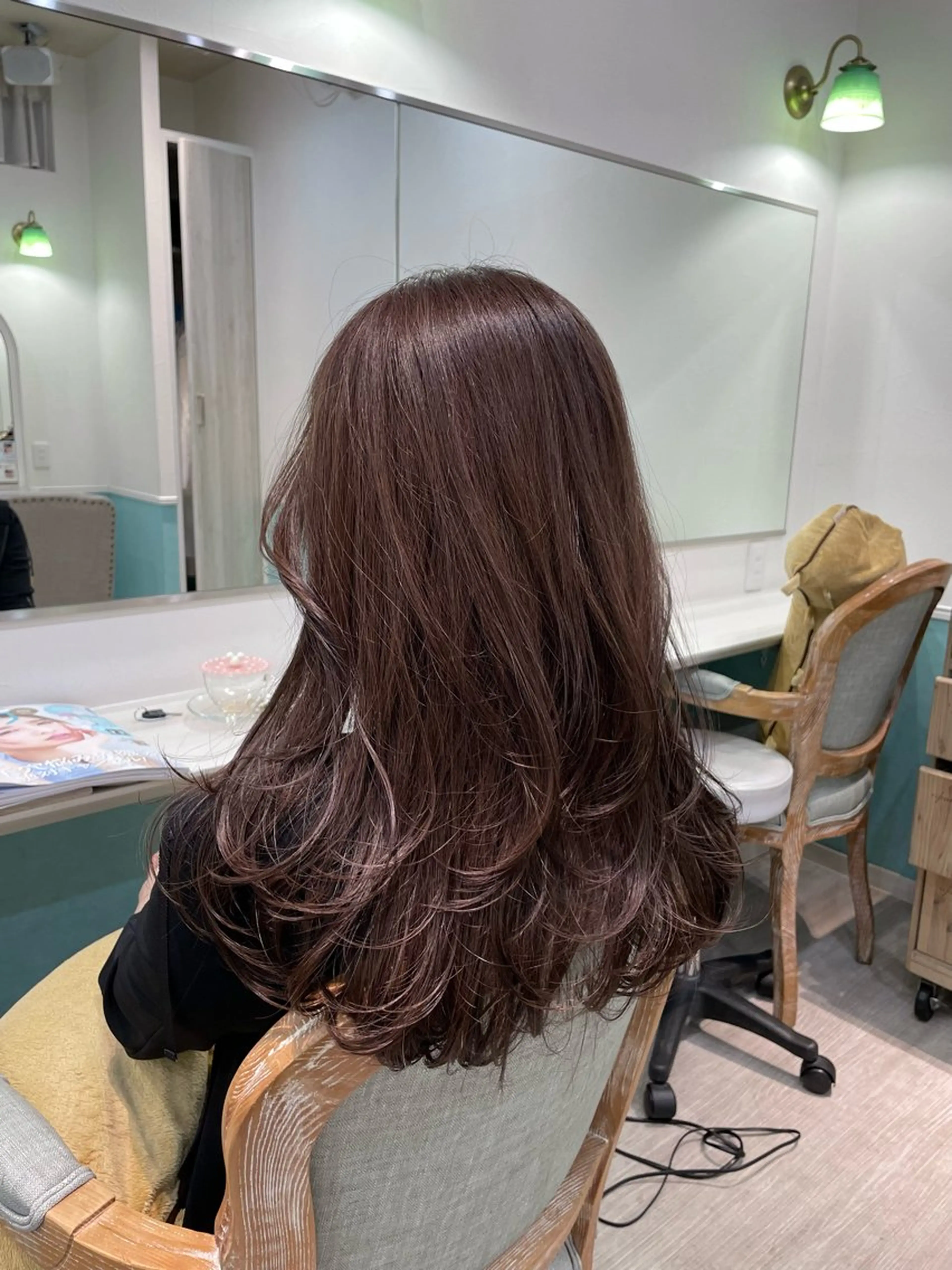 ロング レイヤーカット ローレイヤー ネモトメイナ🌿‬ 今月末で退職しますのヘアスタイル