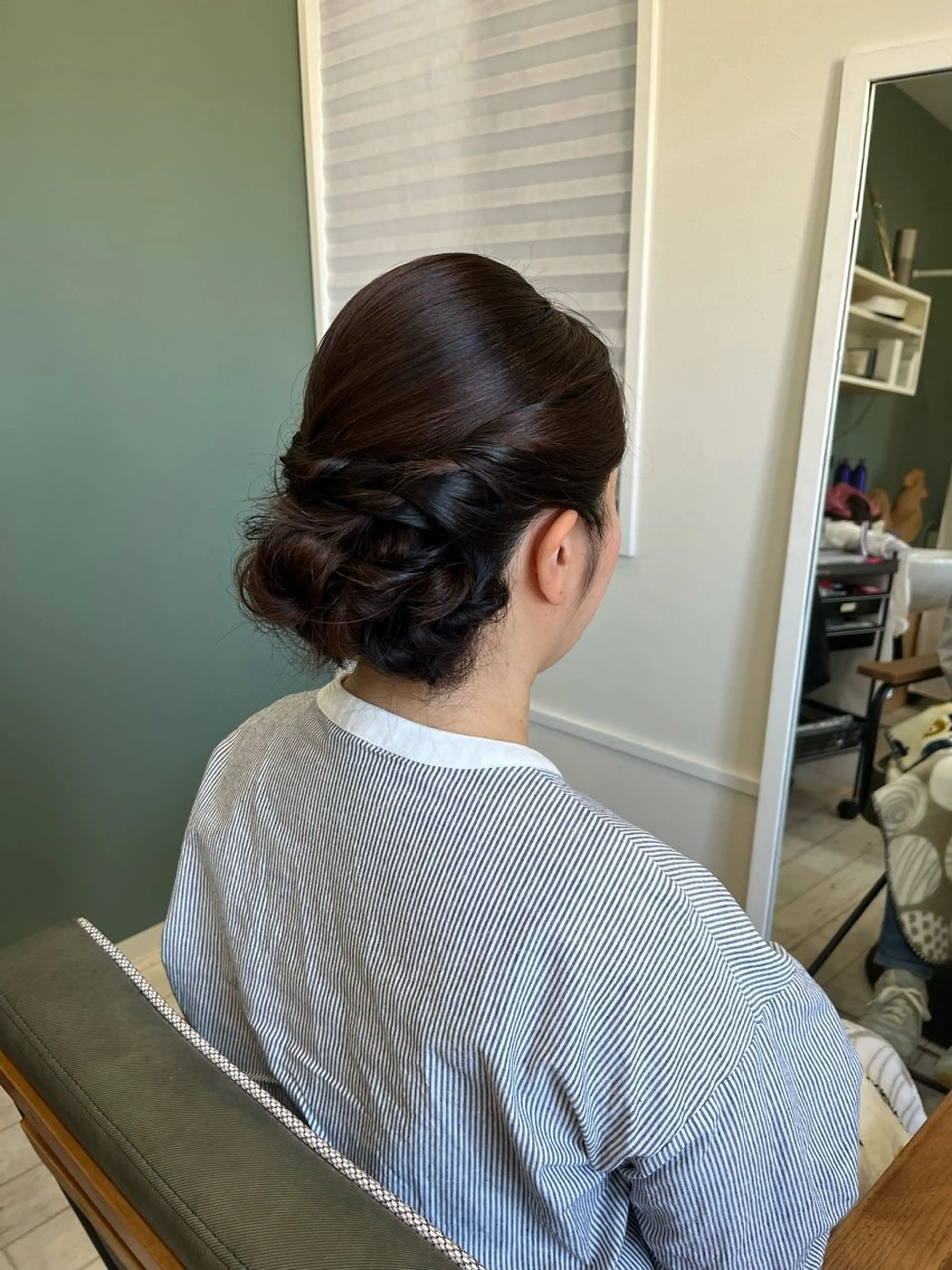 ミディアム ヘアアレンジ M.arc 【マーキ】のヘアスタイル