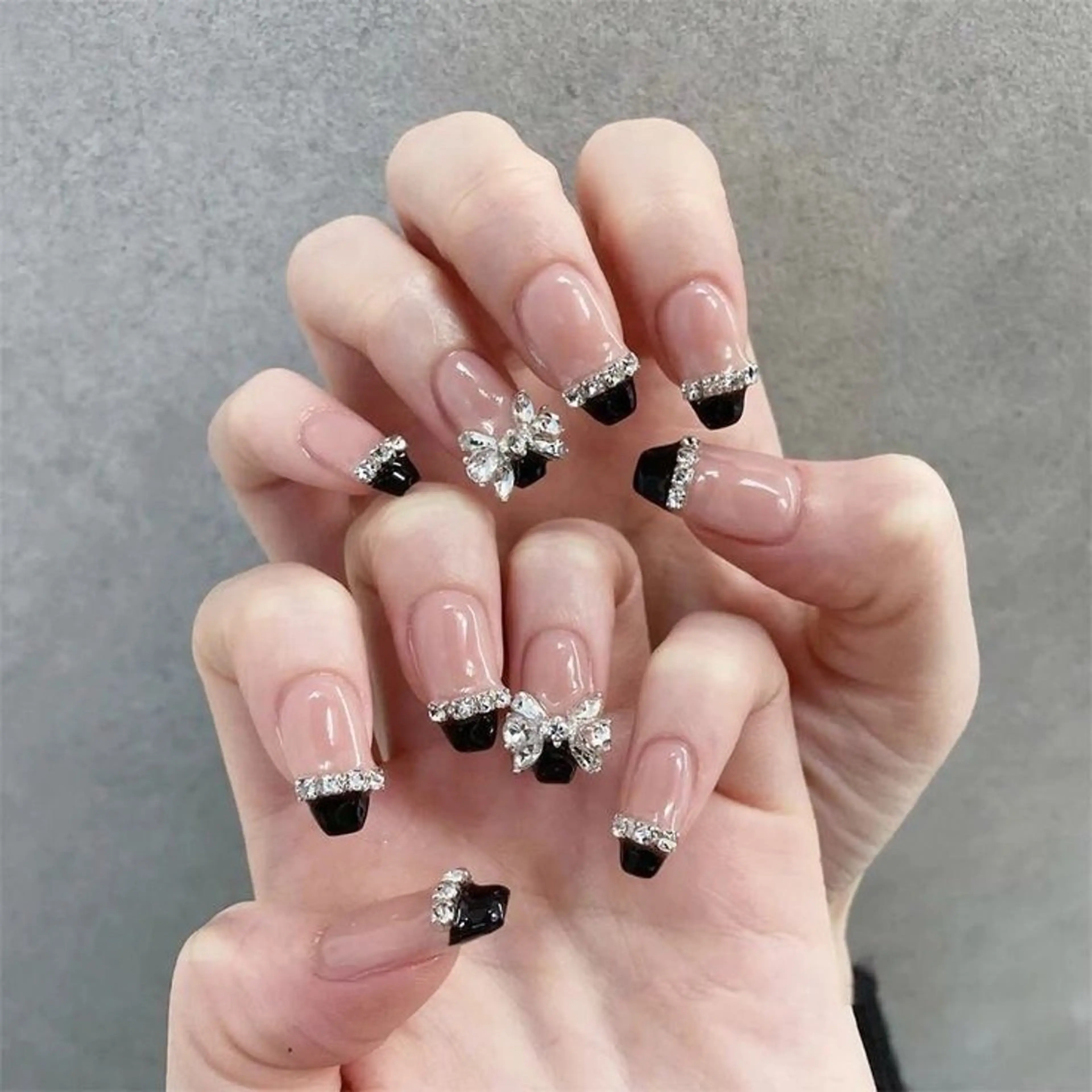 ネイル グラデーション ラメ(グリッター) マグネットネイル ミラーネイル ニュアンスネイル ハンドネイル Lumi de nailsのネイルデザイン