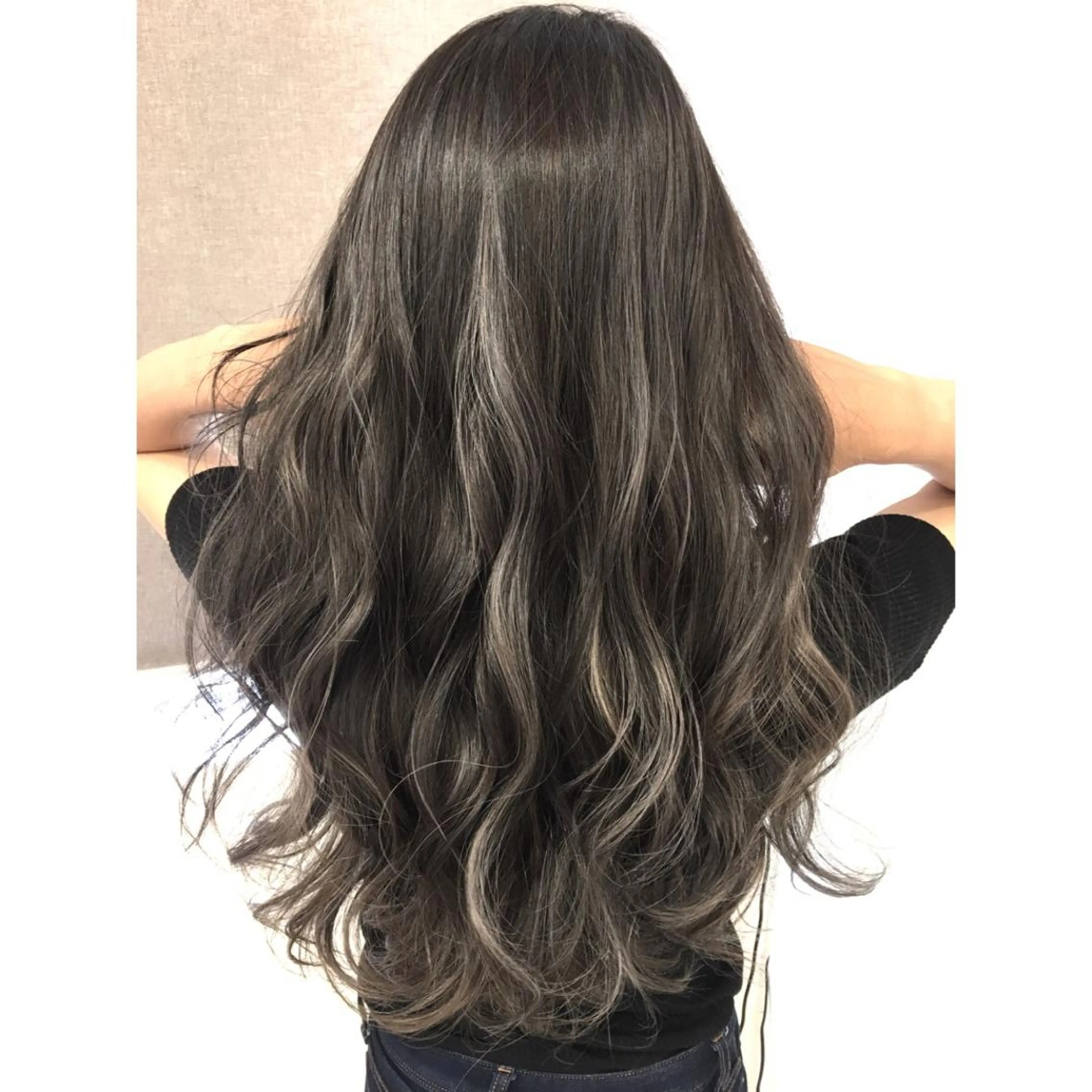 ロング カラー ハイライトカラー 3Dハイライト ハイライト カット ヘアカラー トリートメント 井上 一平のヘアスタイル