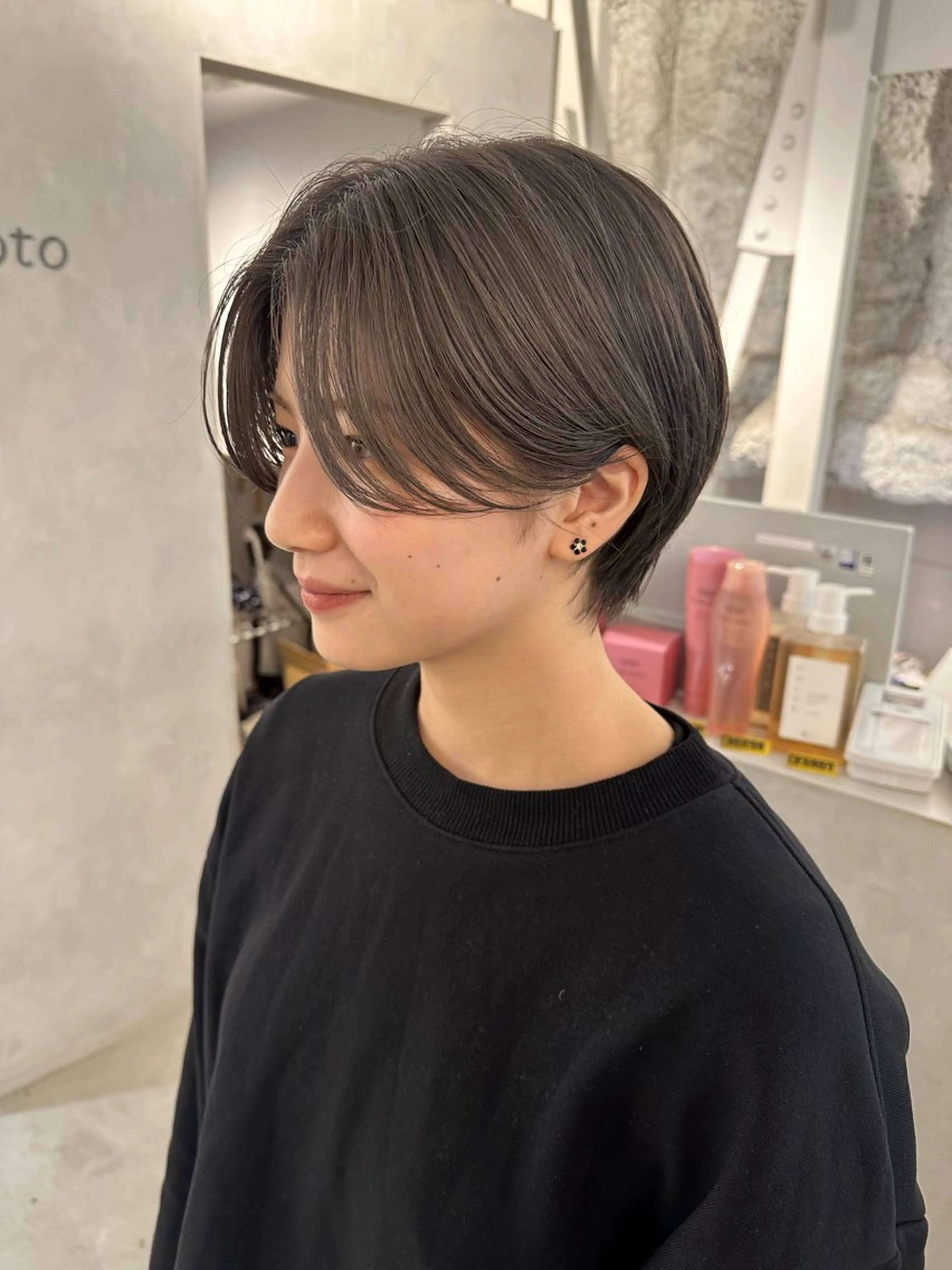 ショート カット ヘアカラー 骨格診断で絶対可愛い ✨丸みショート✨凌弥のヘアスタイル