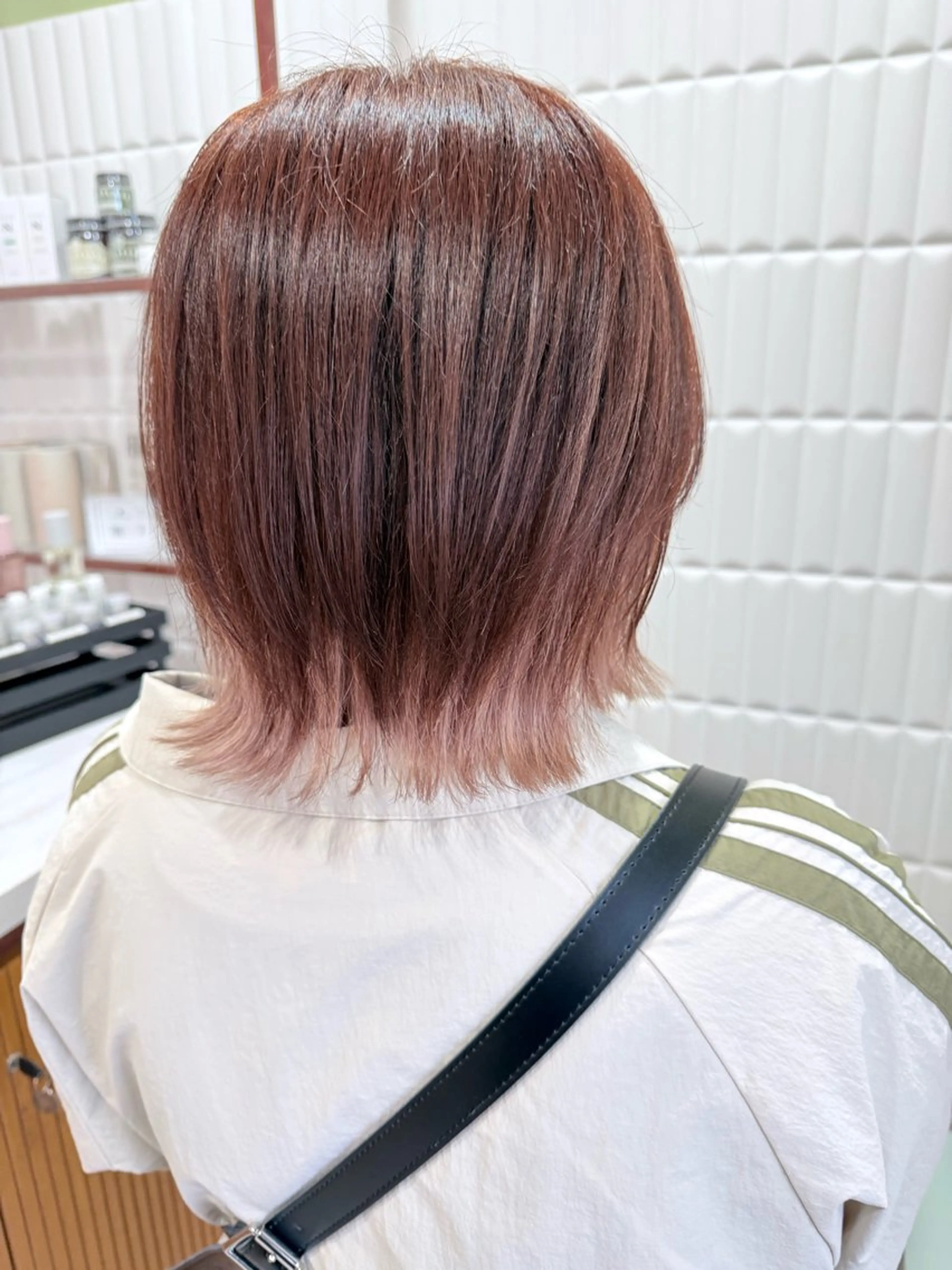 ミディアム 新宅 綾乃のヘアスタイル
