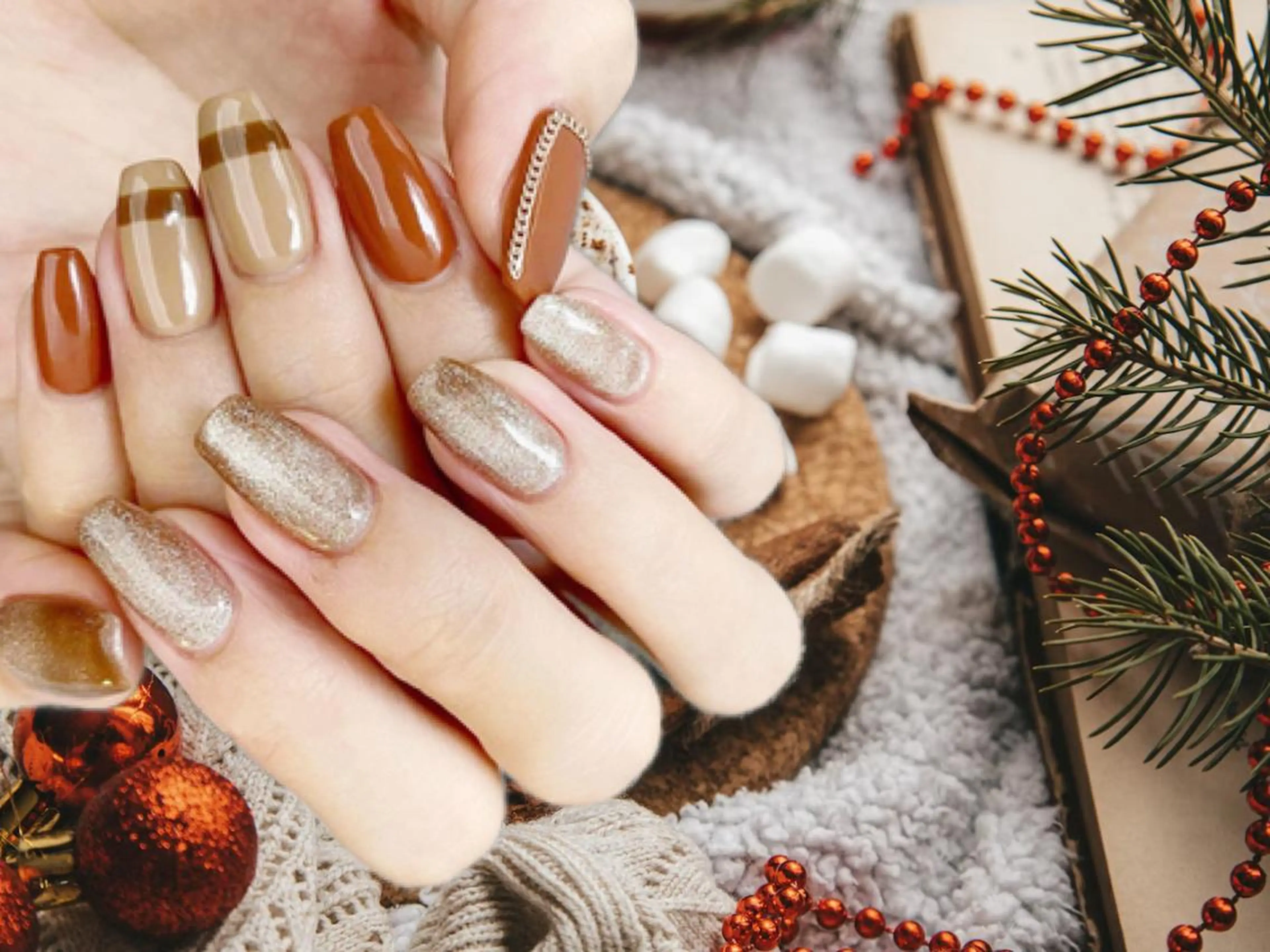 ミディアム ハンドネイル アップネイル 鶴田のネイルデザイン