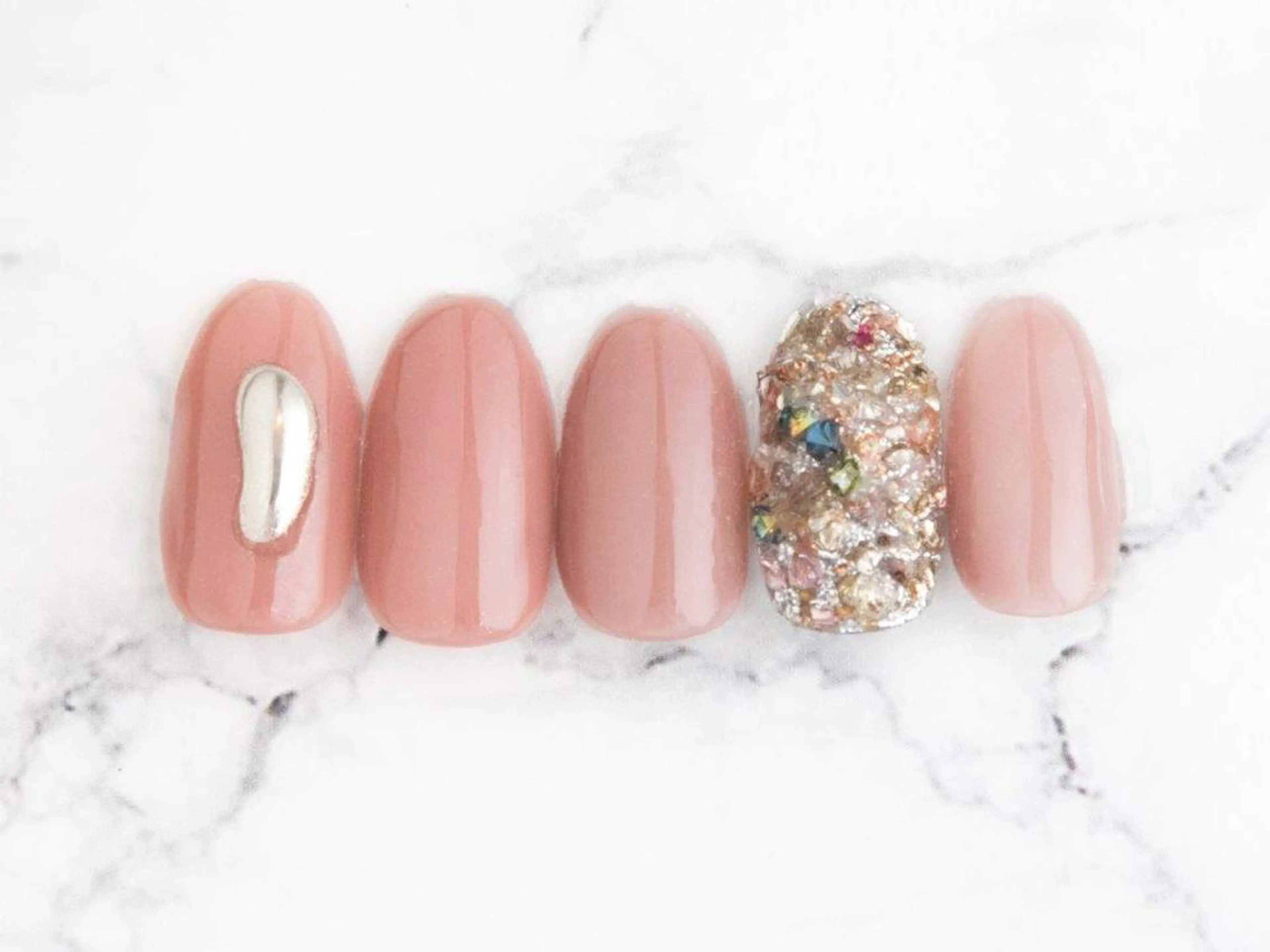 ネイル amour 川崎店のネイルデザイン