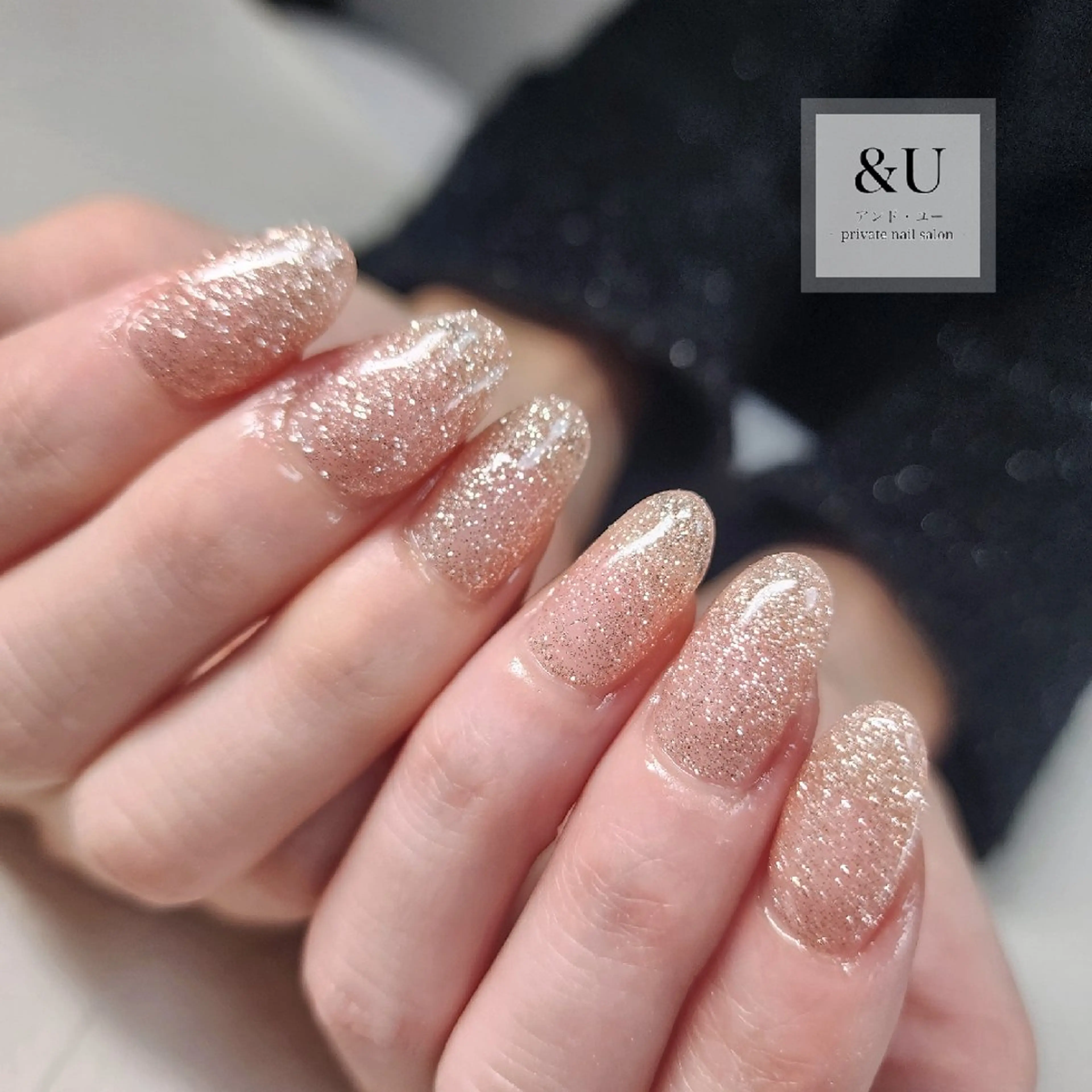 ネイル フラッシュネイル ロングネイル ハンドネイル ＆Ｕ (アンド・ユー)のネイルデザイン
