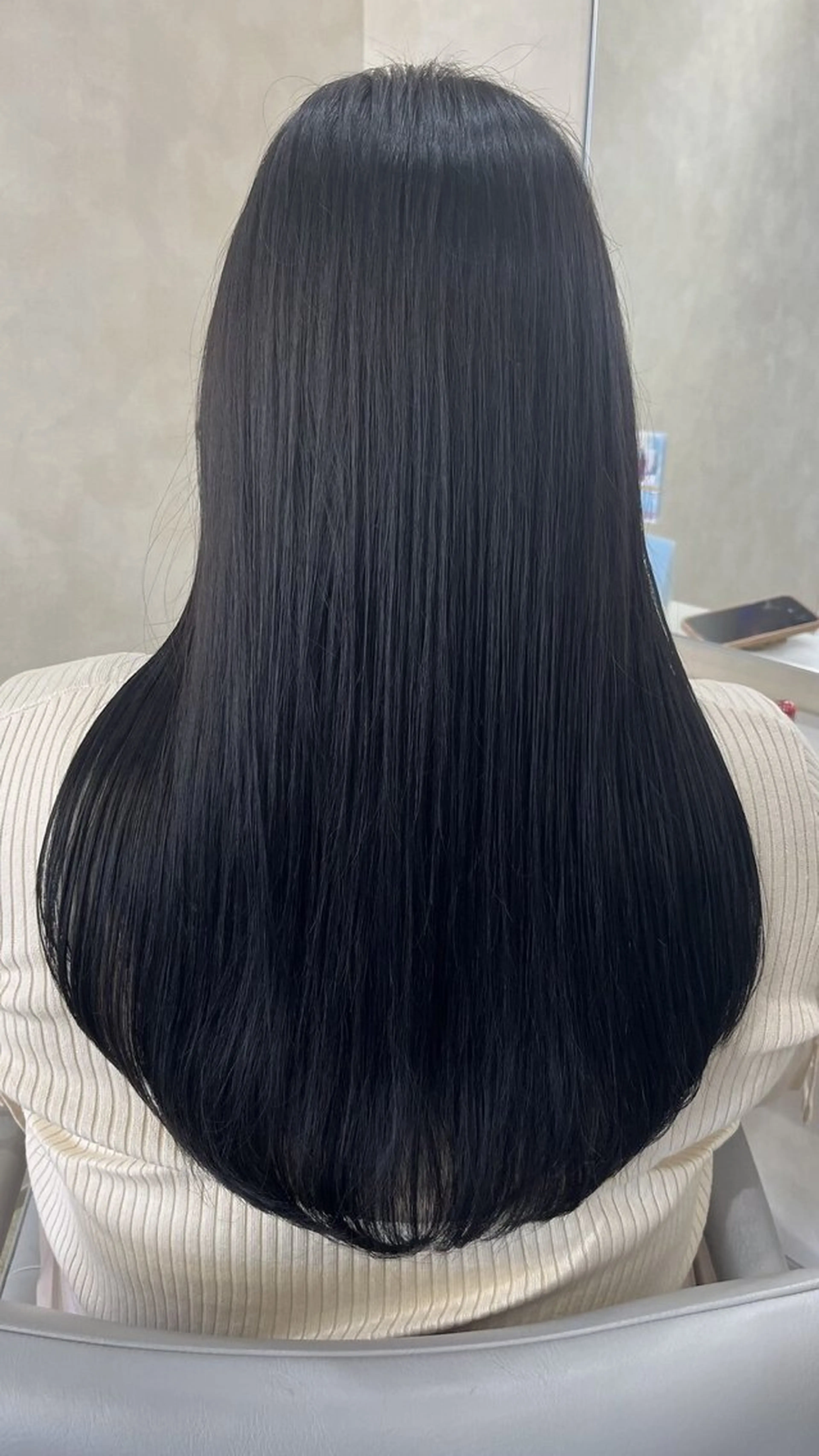 カラー 黒髪 ブルーカラー ブルーブラック 透明感カラー カット ヘアカラー モデル様大募集🎀 藤岡瑞穂のヘアスタイル