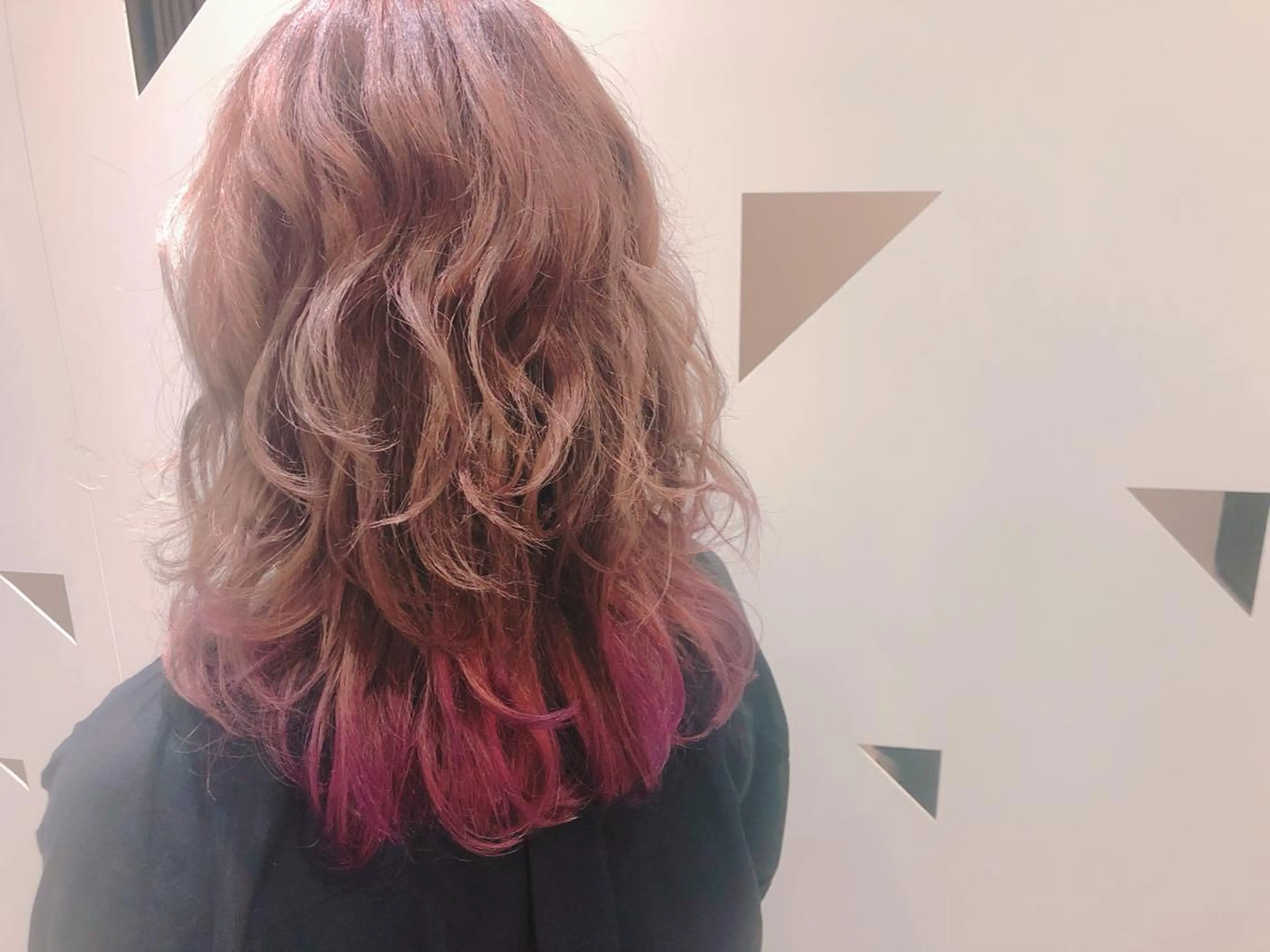 セミロング カラー ヘアアレンジ 髪質改善✨️透明感カ ラー✧*。山下さいみのヘアスタイル