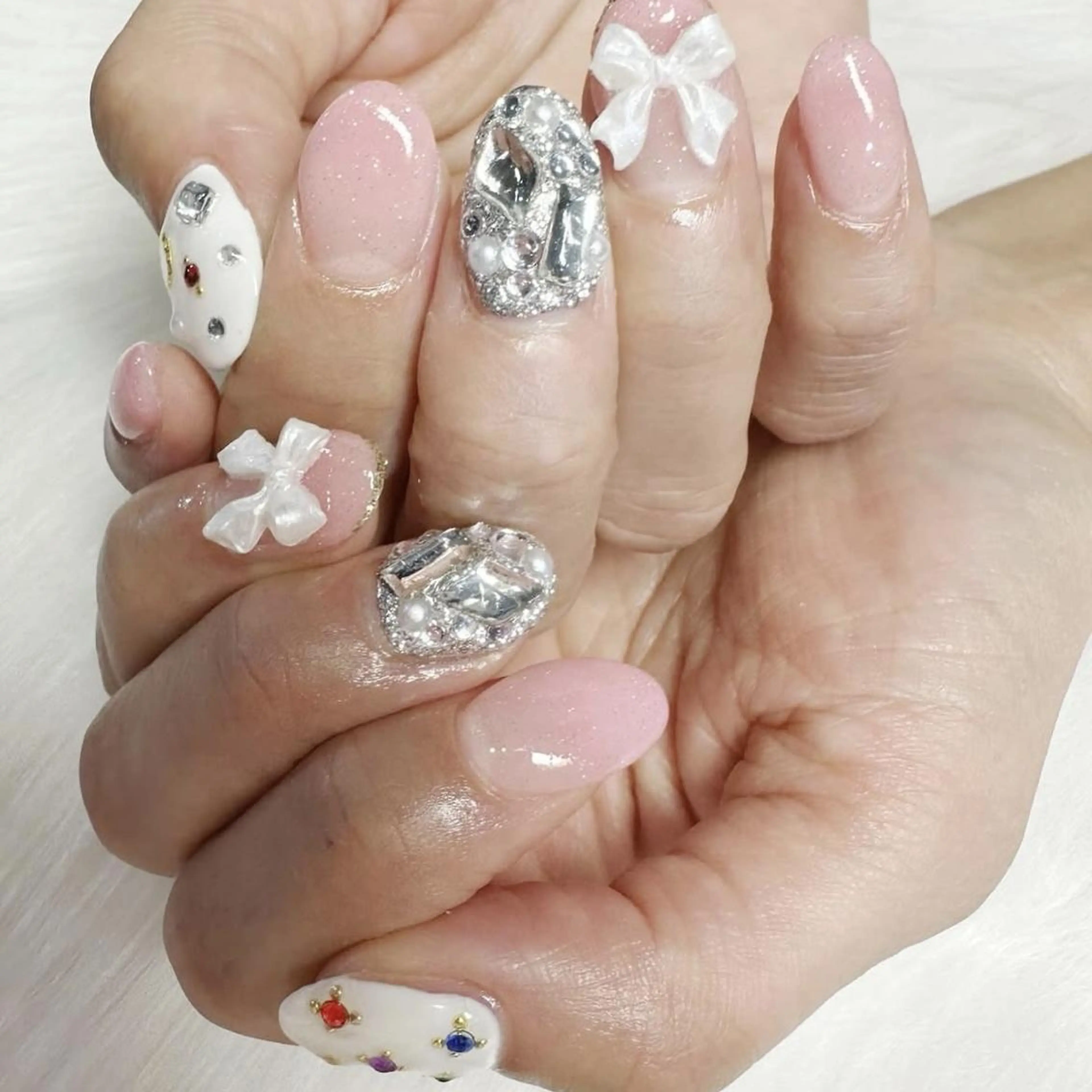 ネイル ハンドネイル ハンドケア ★ジェルネイル★ 伊勢崎【KARAT】のネイルデザイン