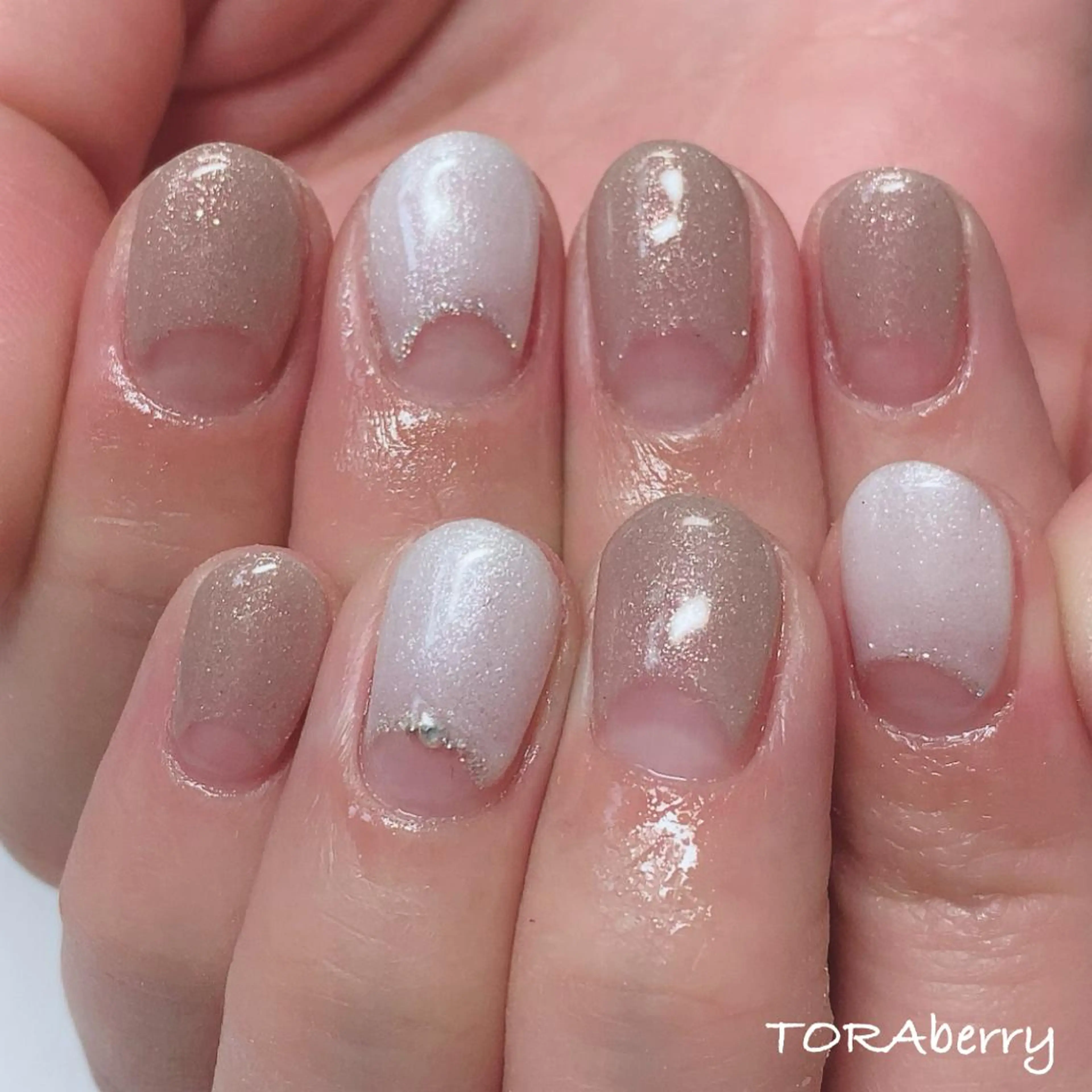 ネイル ハンドネイル ネイリスト なつみのネイルデザイン