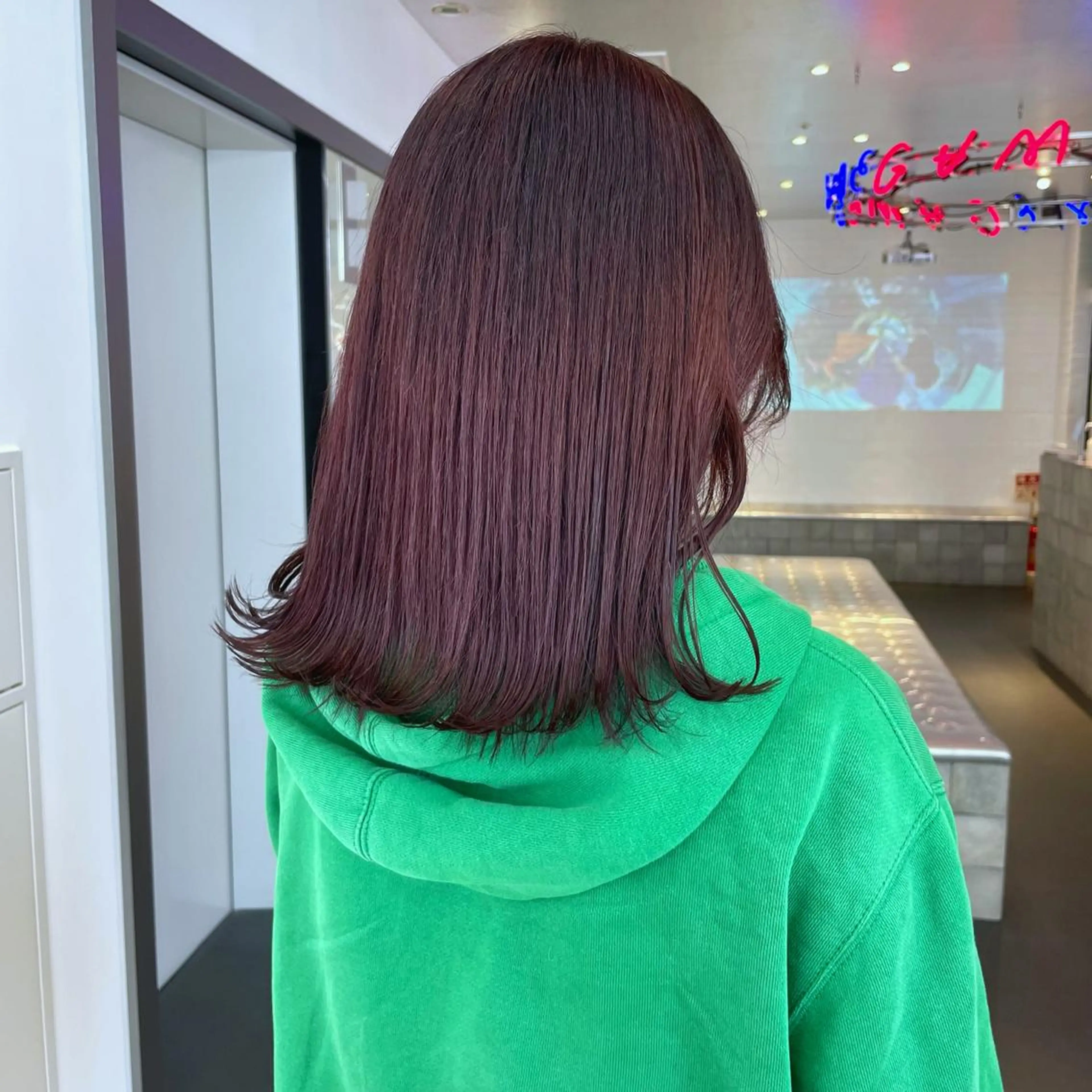 ミディアム 💍ダメージ最小限 ブリーチ/ちさと💍のヘアスタイル