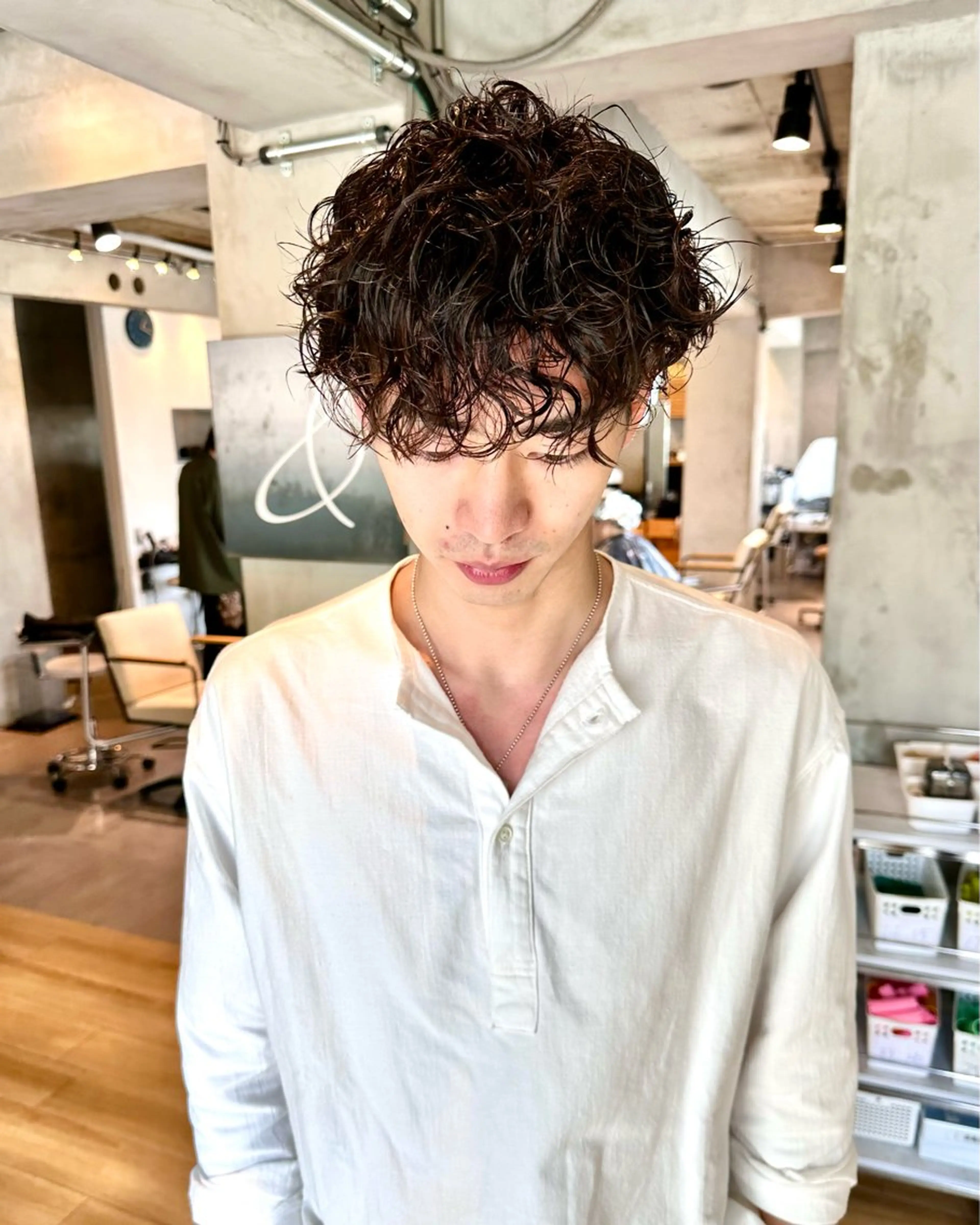 【メンズパーマ専門店】似合わせカット＋特殊パーマ（波巻きスパイラル、スペイン、プードル)の写真