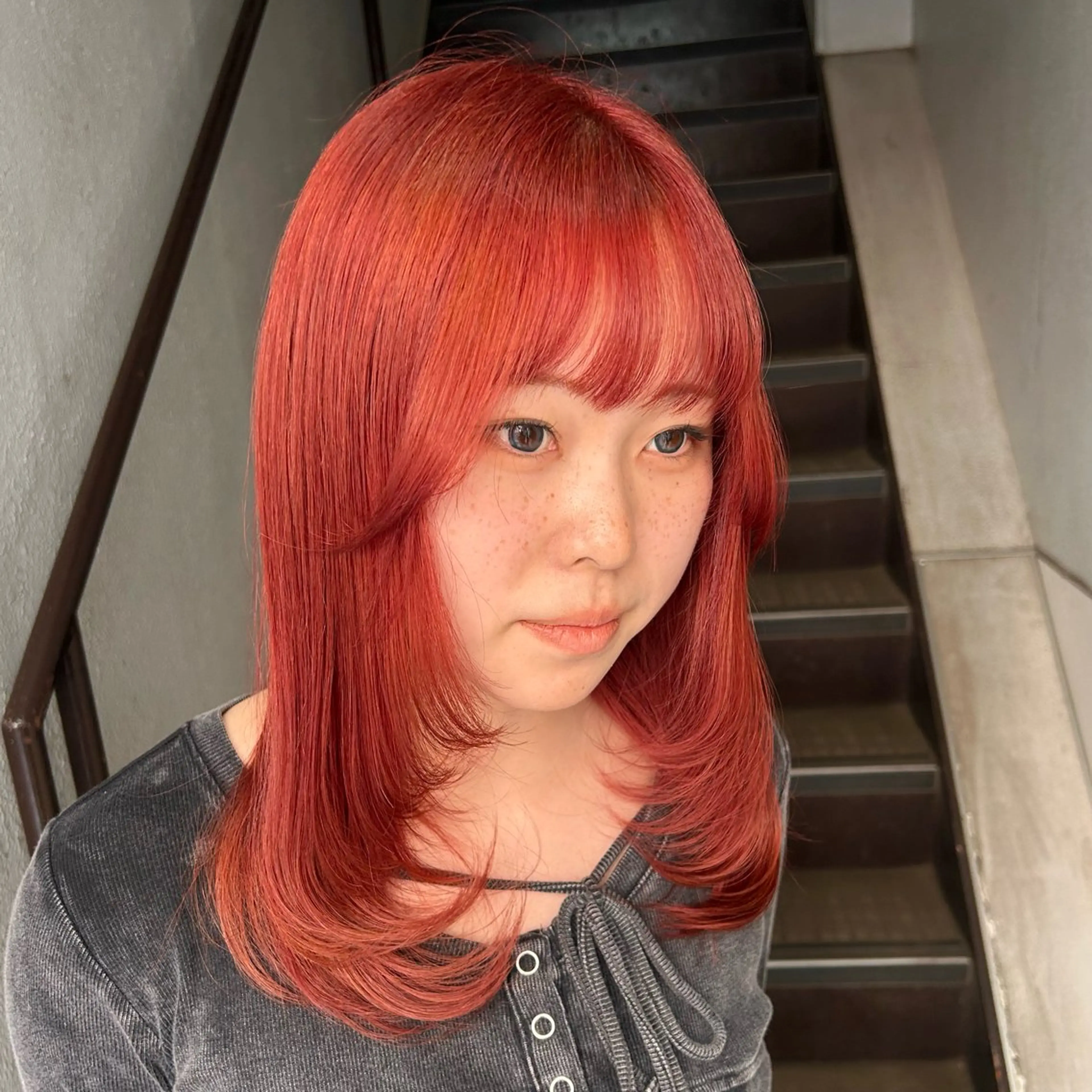 ロング カラー ヘアカラー ✂️小顔レイヤー/ ワンカラーのヘアスタイル