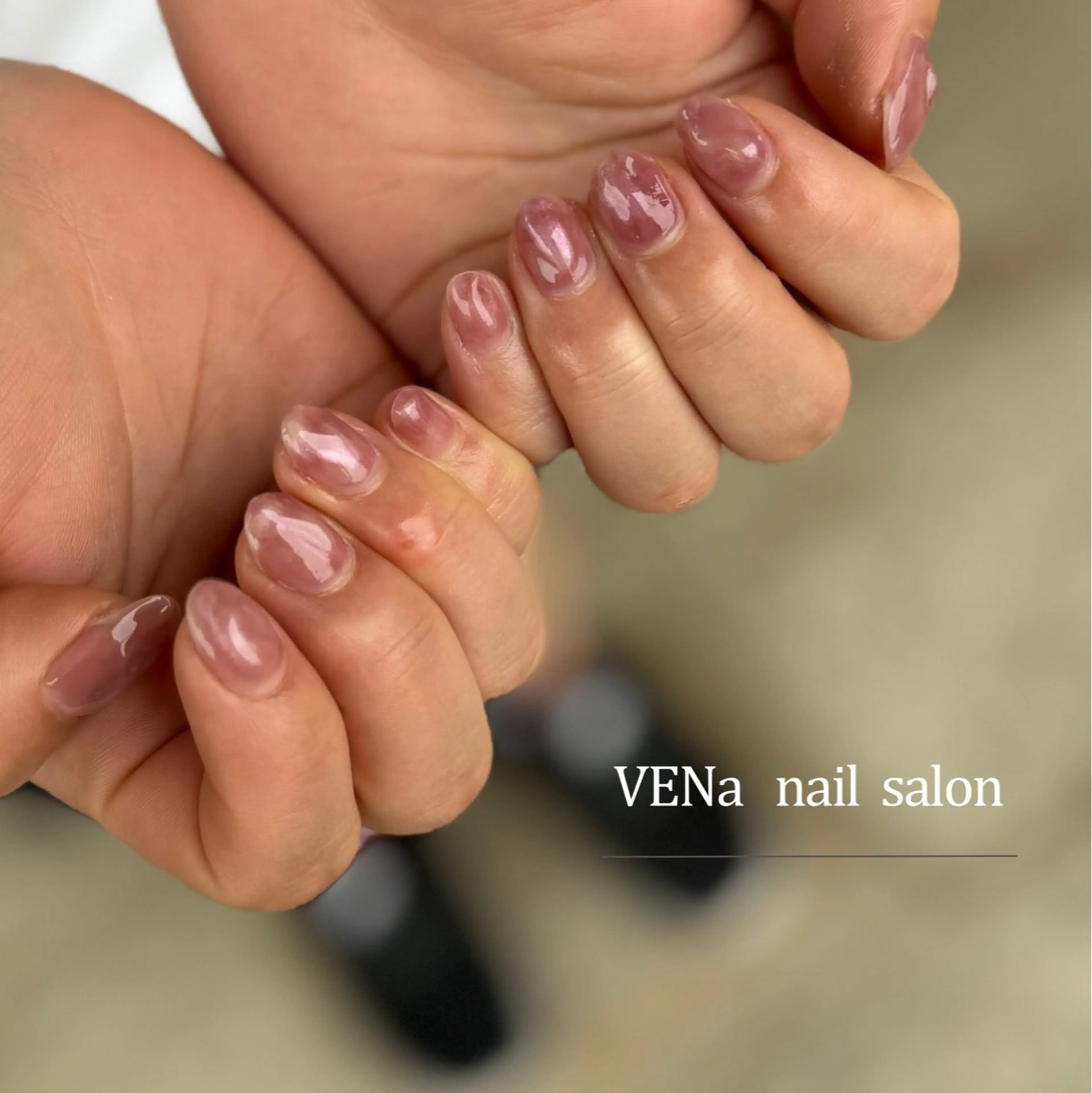 ネイル オーロラネイル フラッシュネイル フットネイル フレンチネイル 氷ネイル・うるうるネイル VENa eye＆ nail salonのネイルデザイン