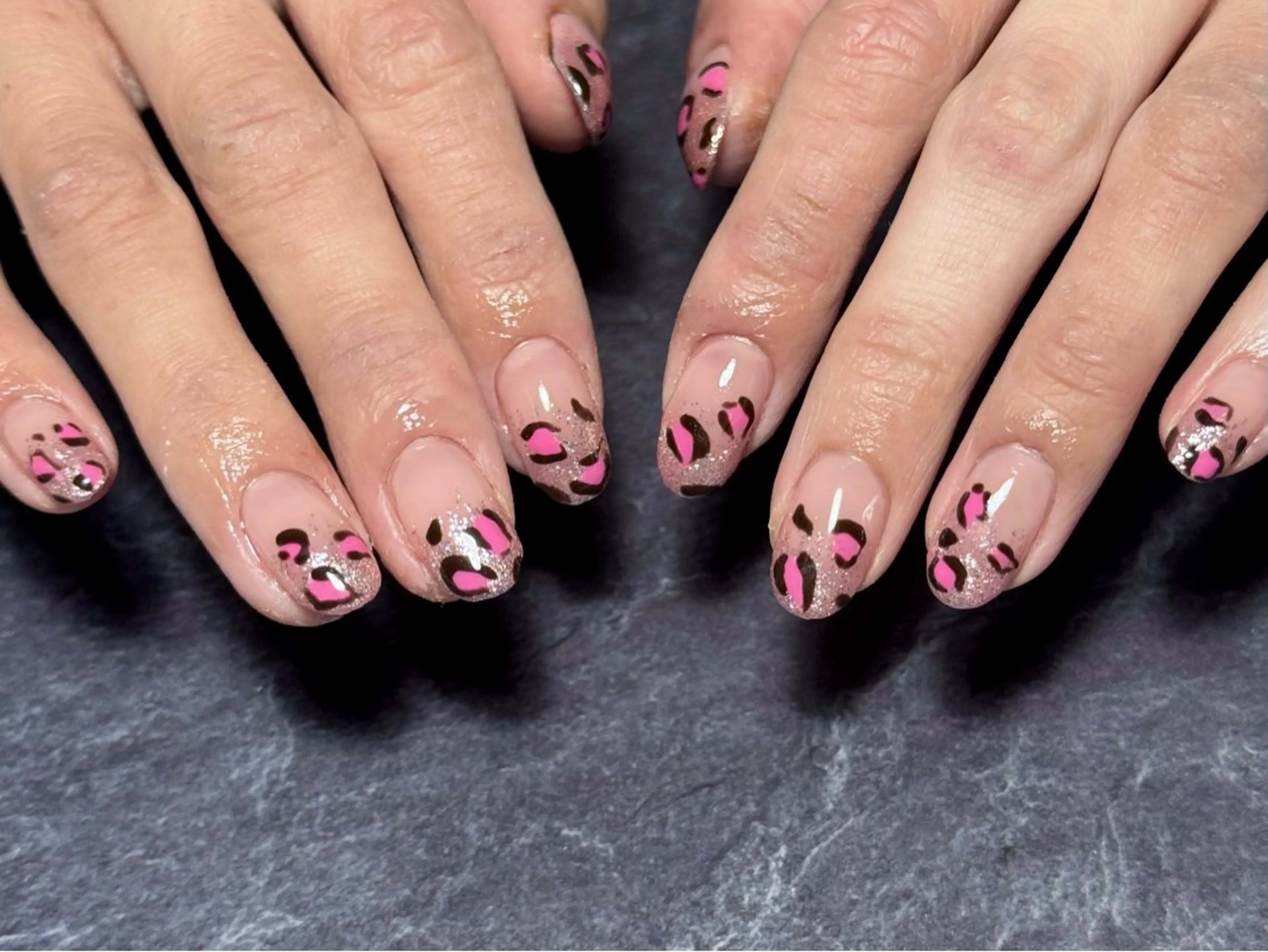 ネイル アニマル柄 アートネイル ハンドネイル C nail 香取店 kanakoのネイルデザイン