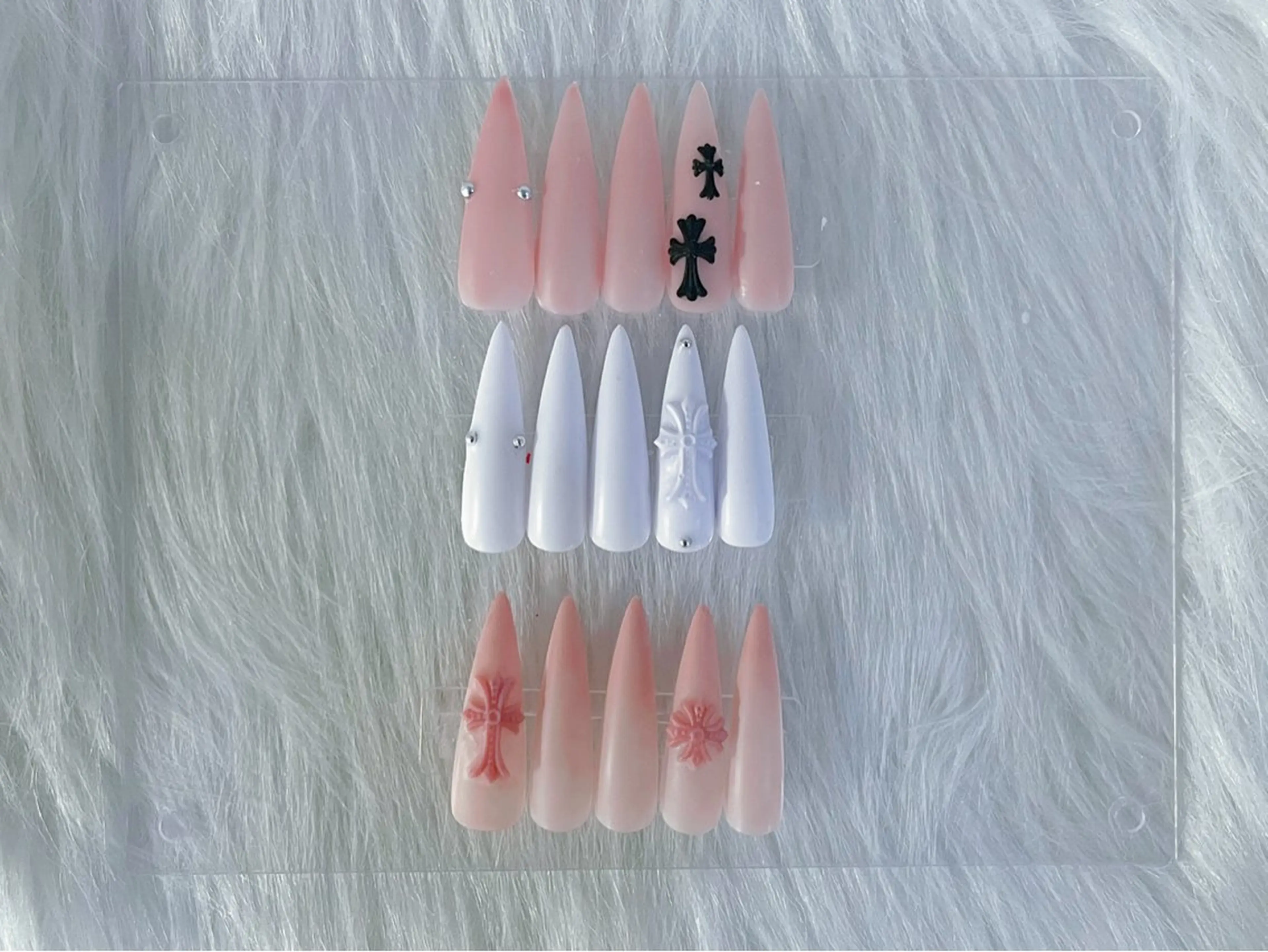 ネイル T&Ｂネイル 多喜日向のネイルデザイン