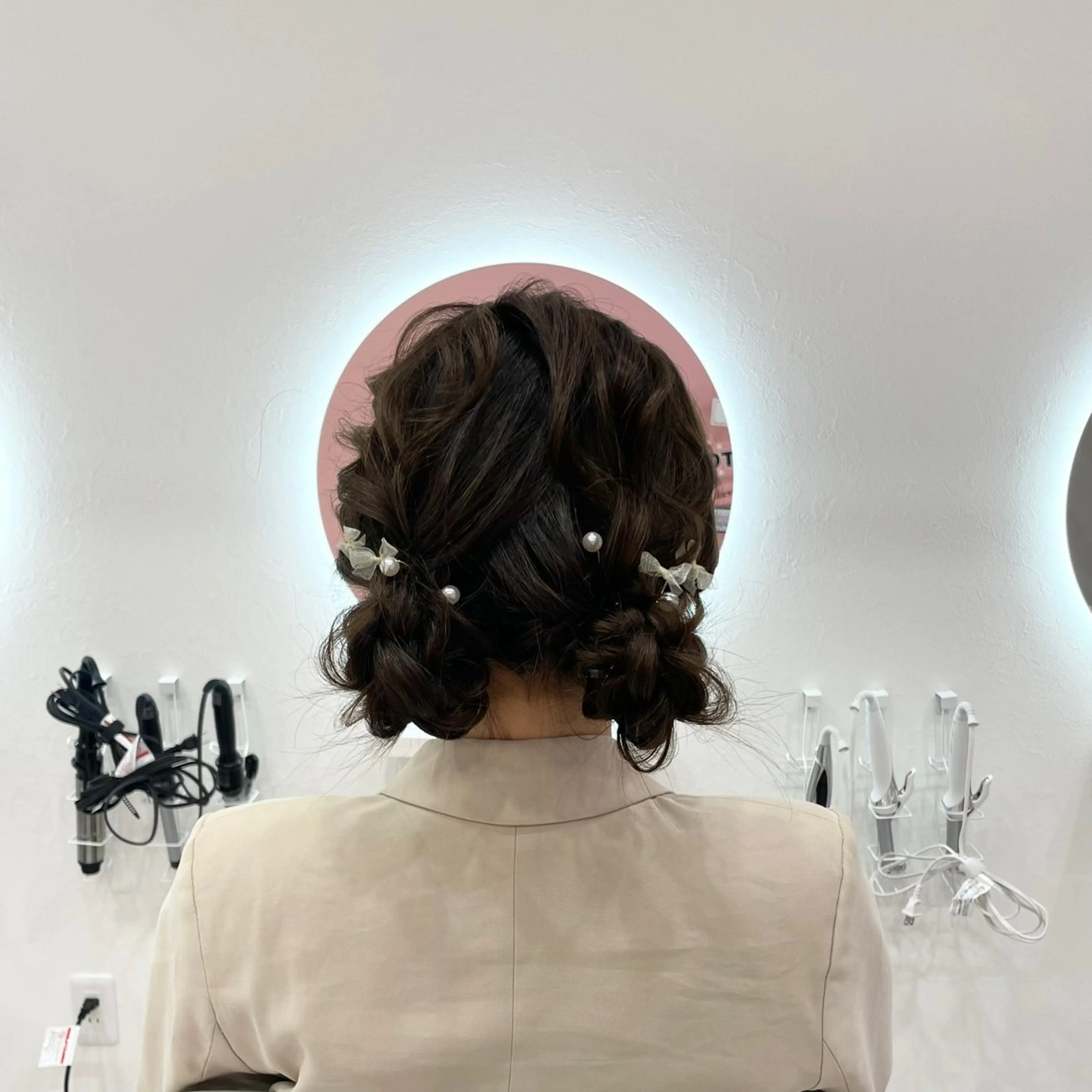 セミロング お団子ヘア NeocoCO所属・山口 舞弥のヘアスタイル