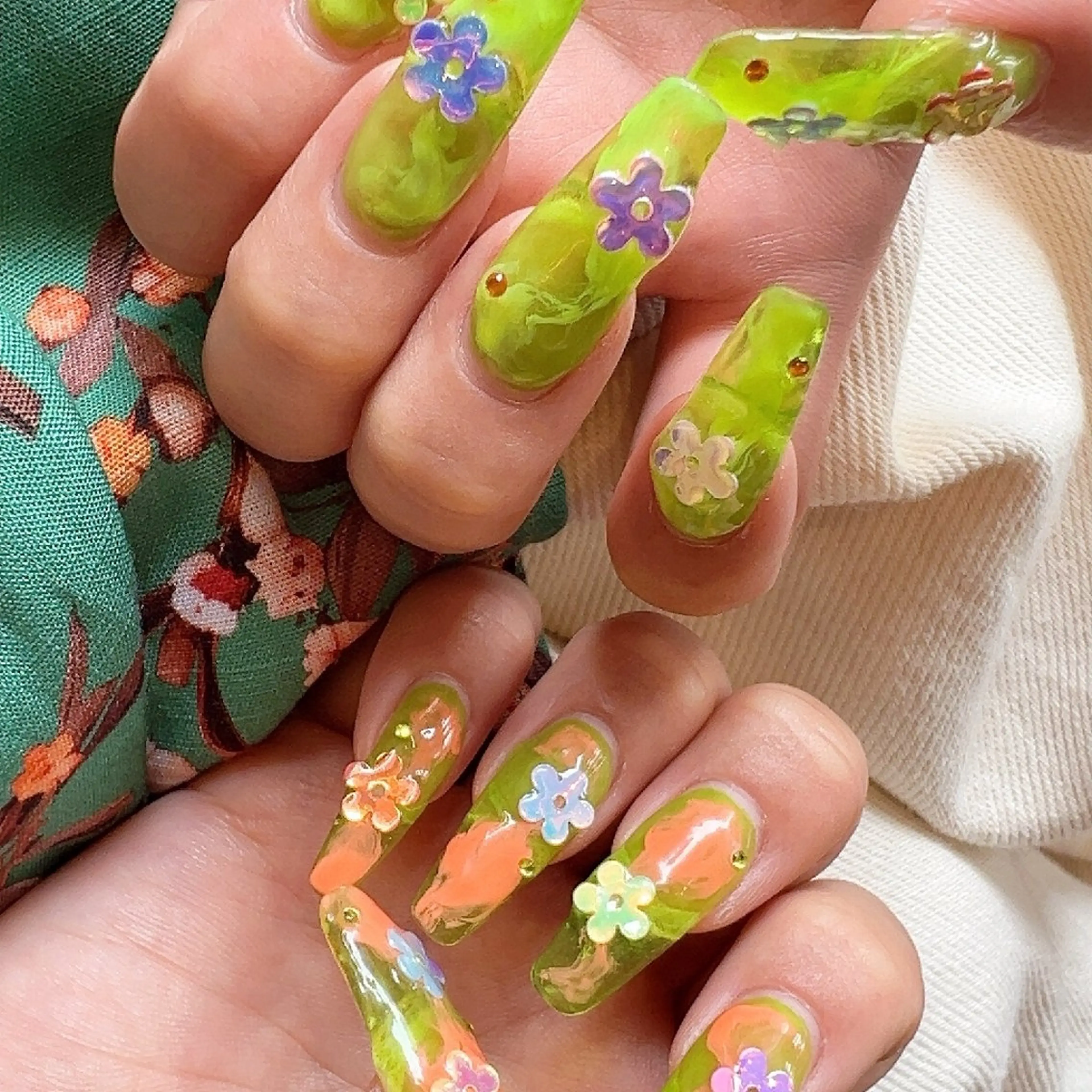 ネイル アートネイル 韓国ネイル マグネットネイル 夏ネイル ワンホンネイル ハンドネイル BelireMaa Nail&eyeのネイルデザイン