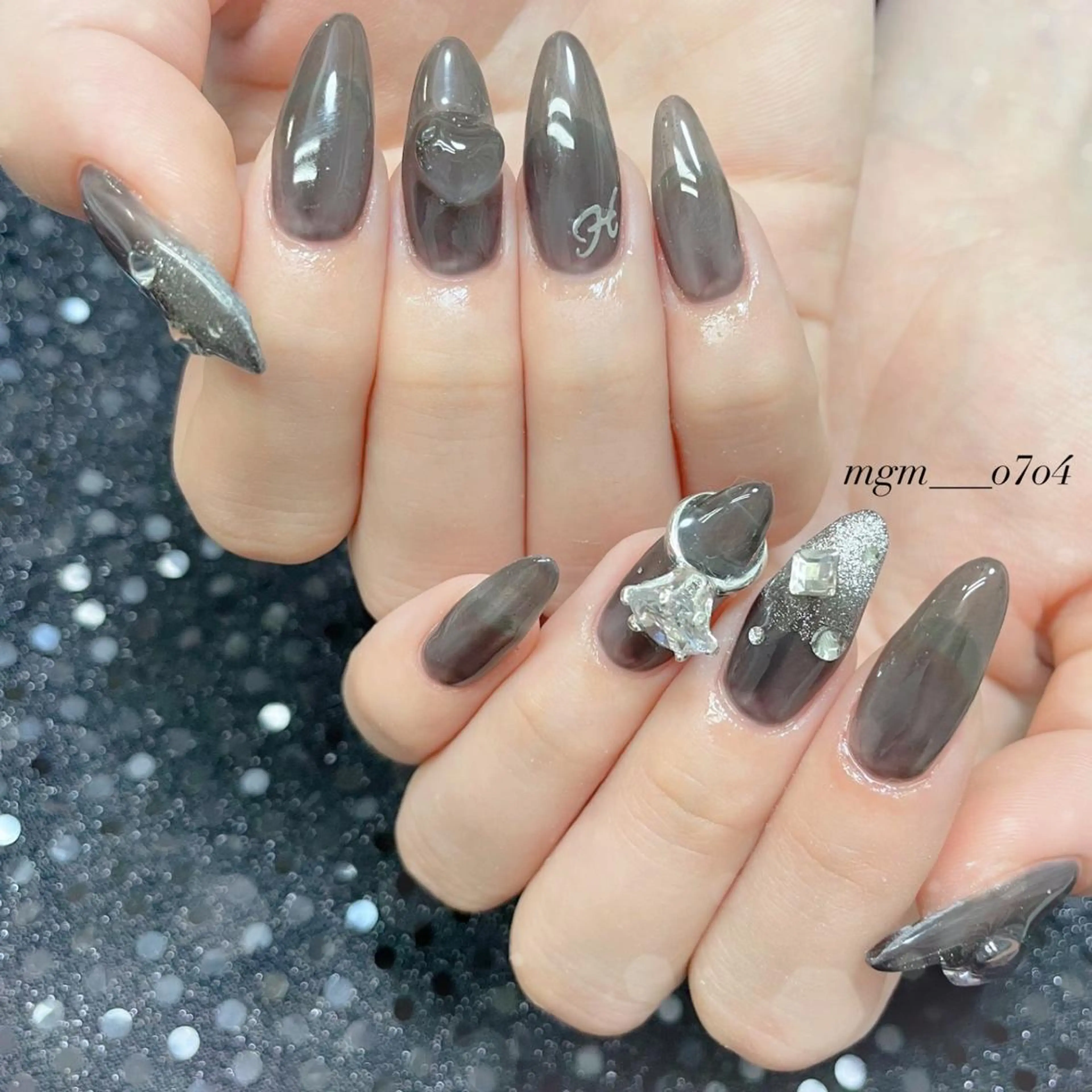 ネイル MoON...❤︎ MeGuのネイルデザイン