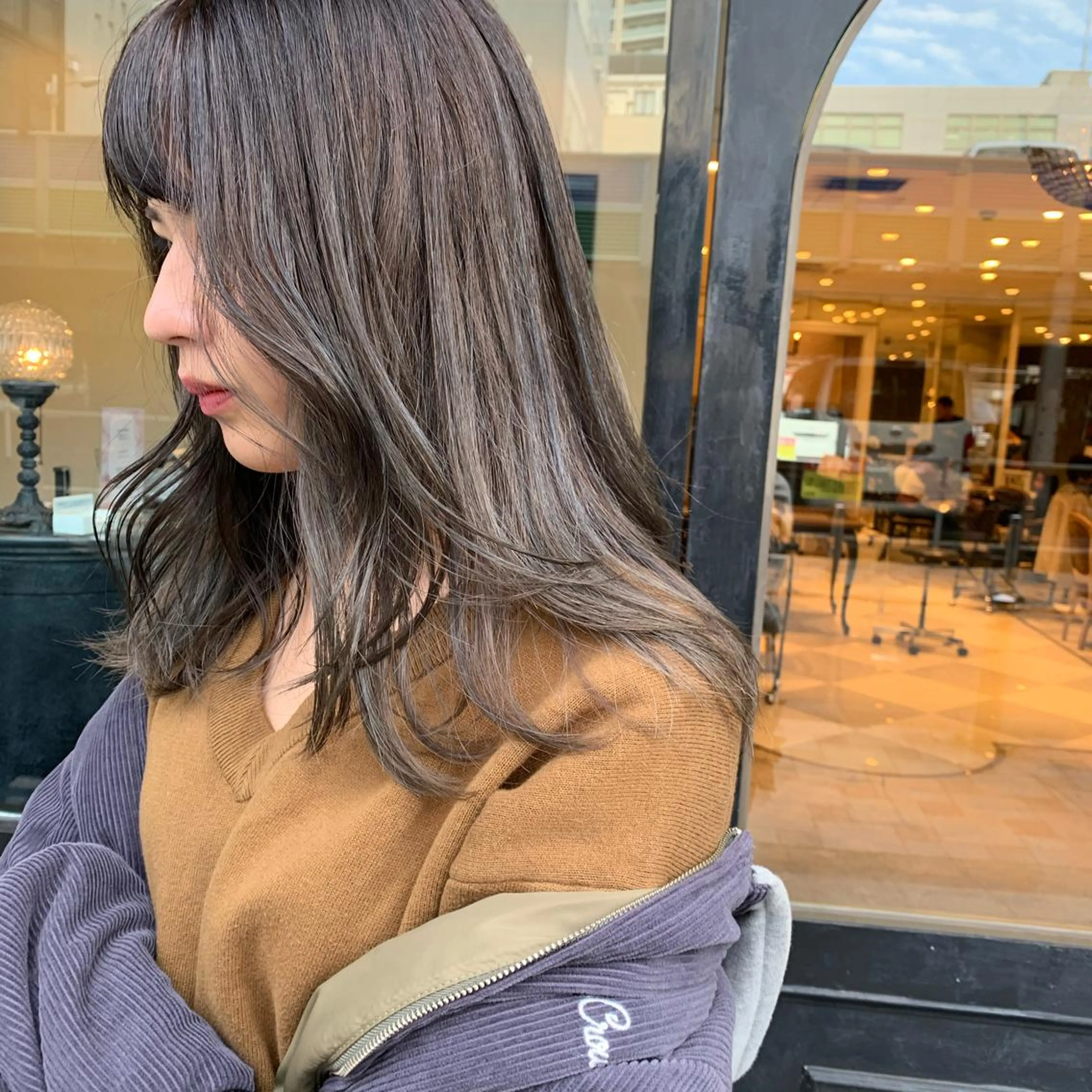 ロング カラー カット ヘアカラー SAKINO. ベージュカラーのヘアスタイル