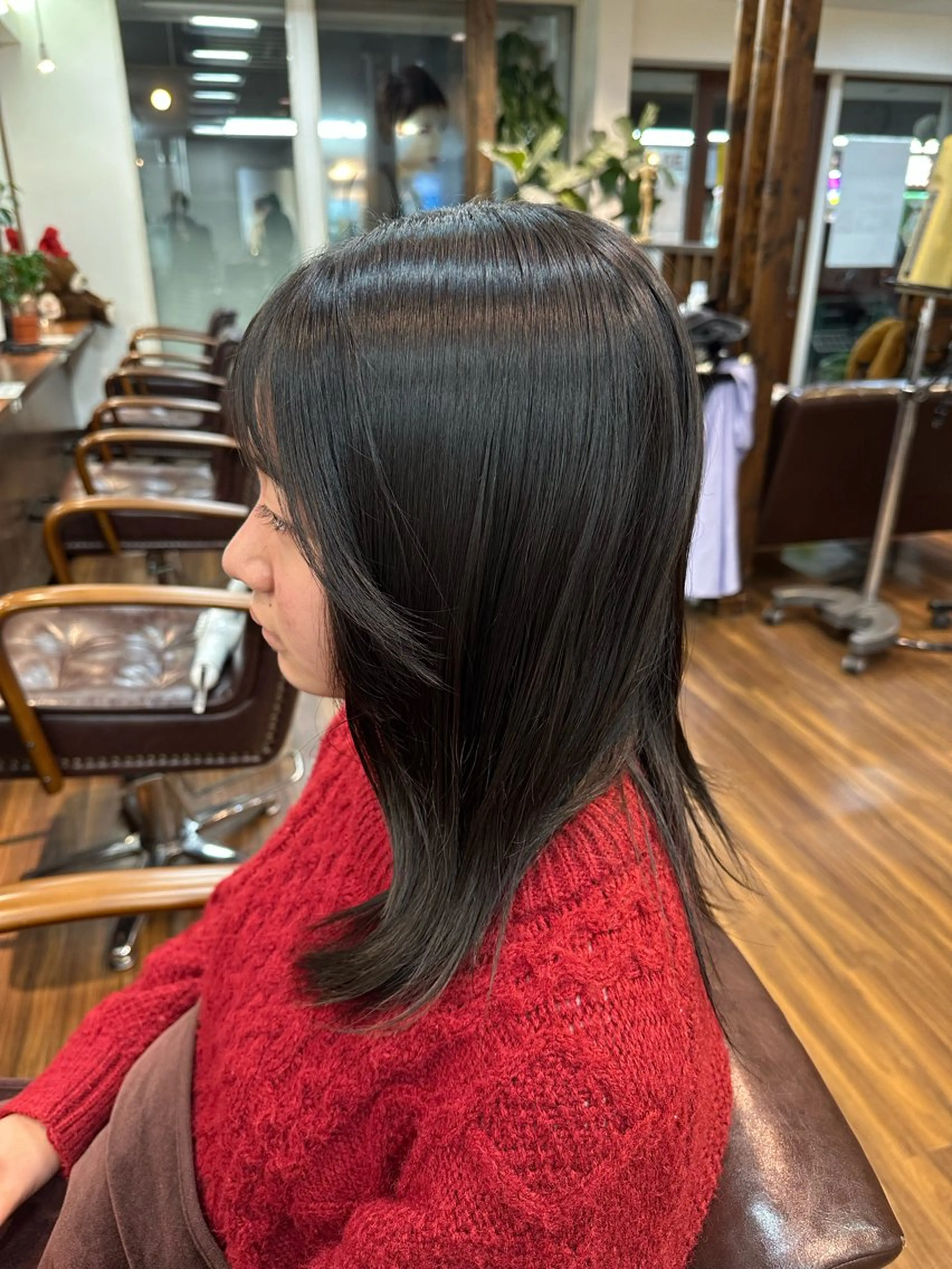 ロング 奥田 七都海のヘアスタイル