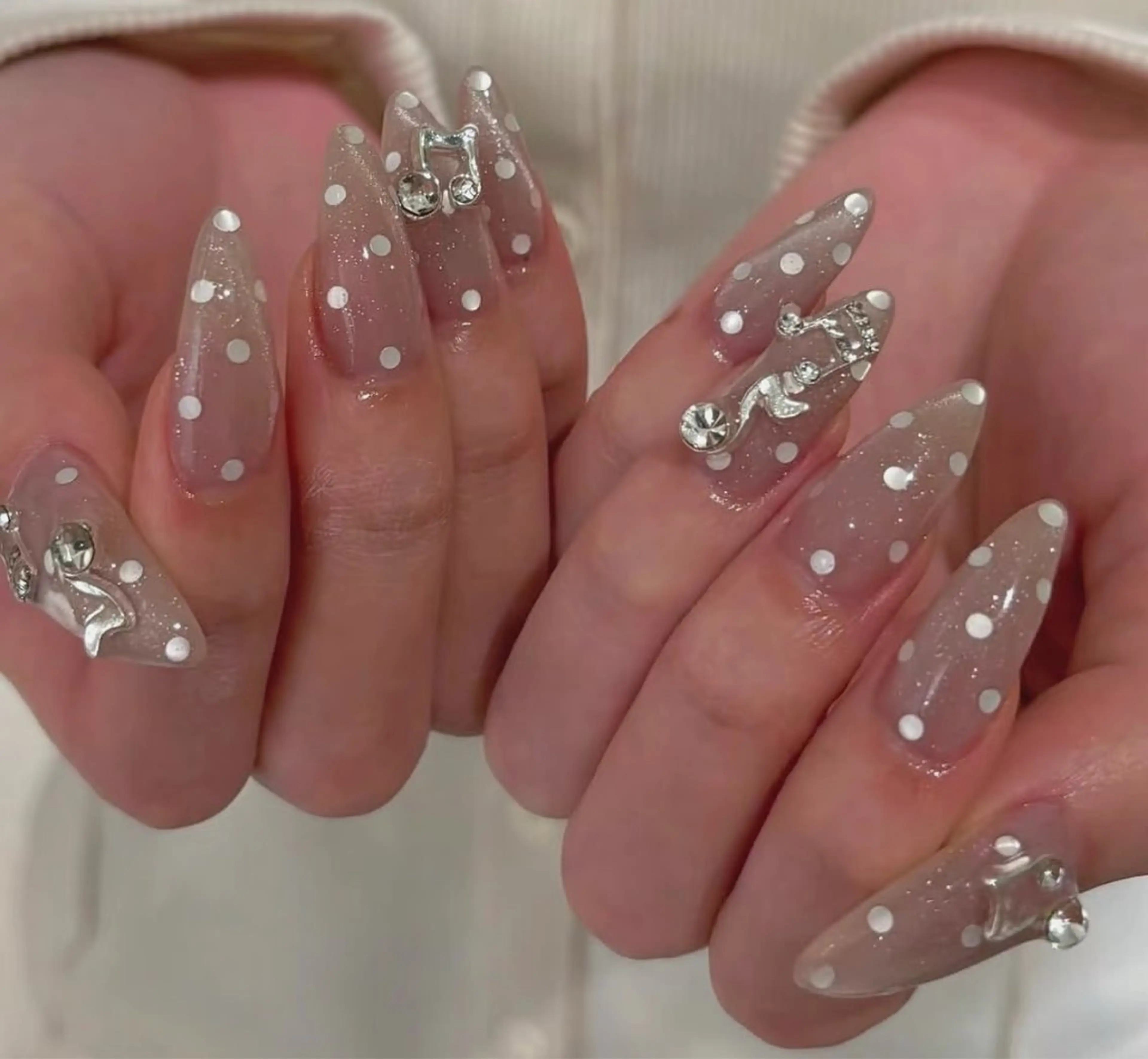 ネイル アートネイル オーロラネイル チークネイル フレンチネイル ガラスフレンチ 🎀🎀YooLi Nail Salonのネイルデザイン