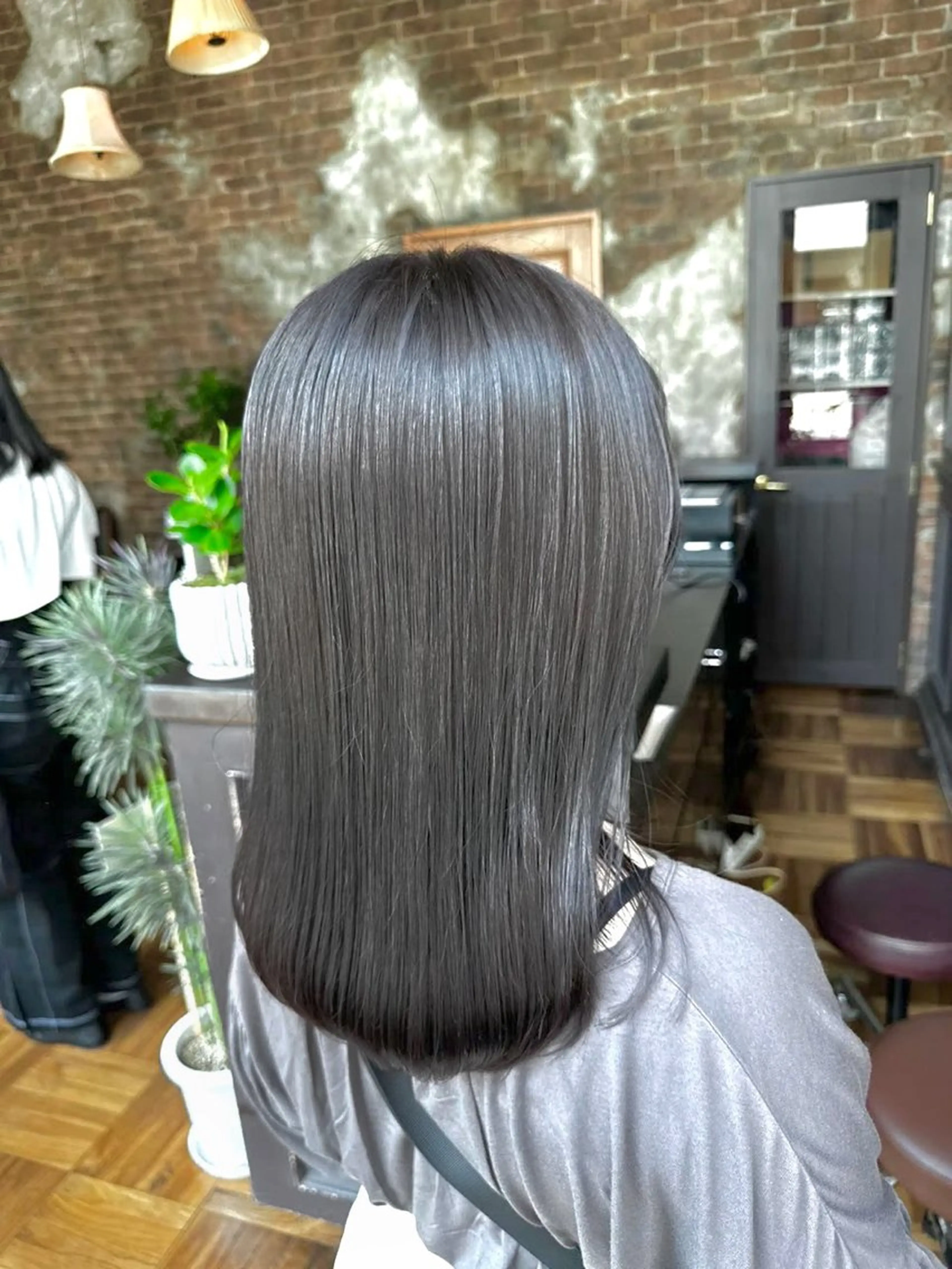 セミロング カラー カット ヘアカラー トリートメント 韓国レイヤー✨ yasuko銀座のヘアスタイル