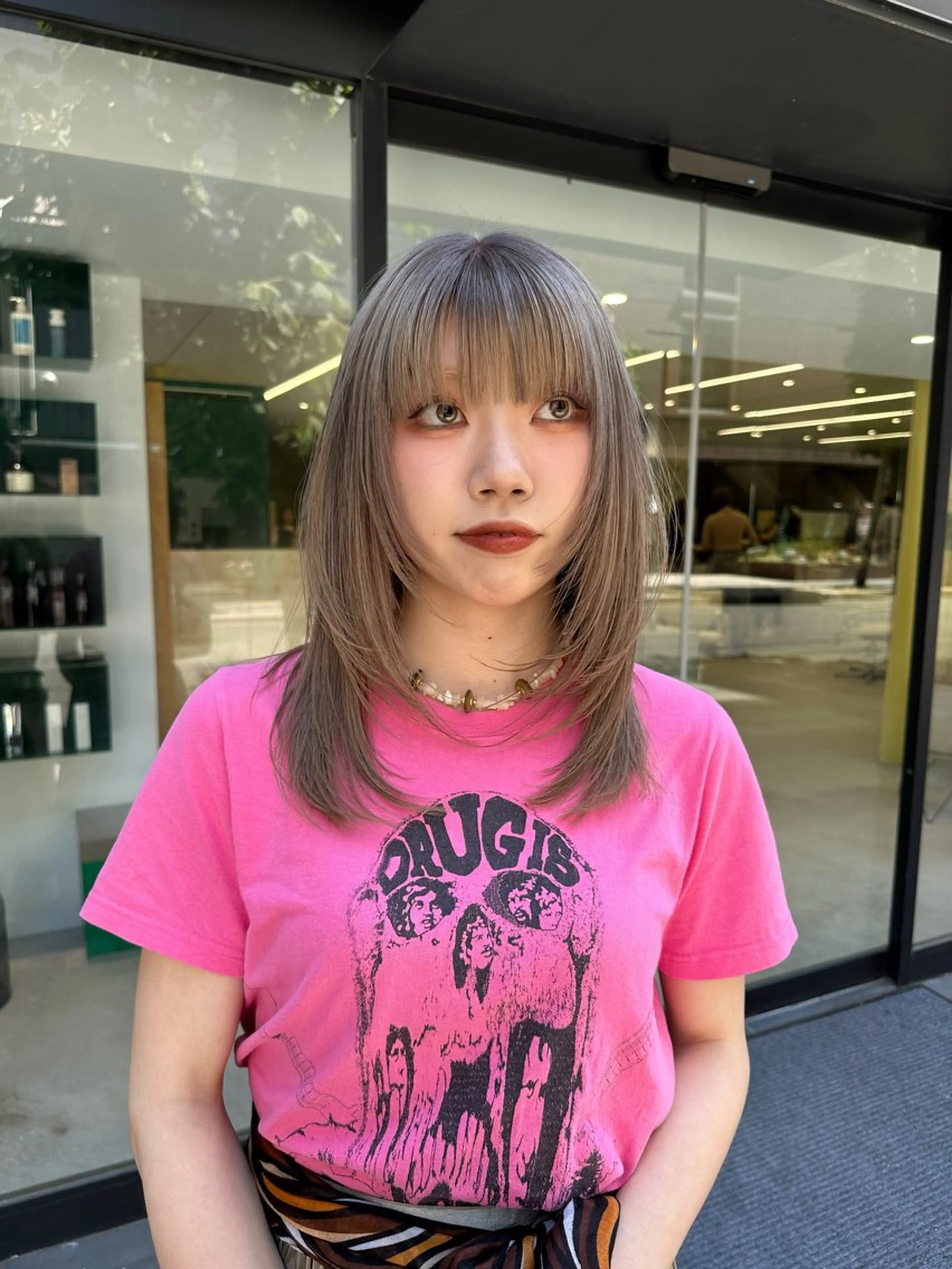 ミディアム カット ヘアカラー トリートメント M所属・ハイトーン/透け感 カラー🎀真香のヘアスタイル