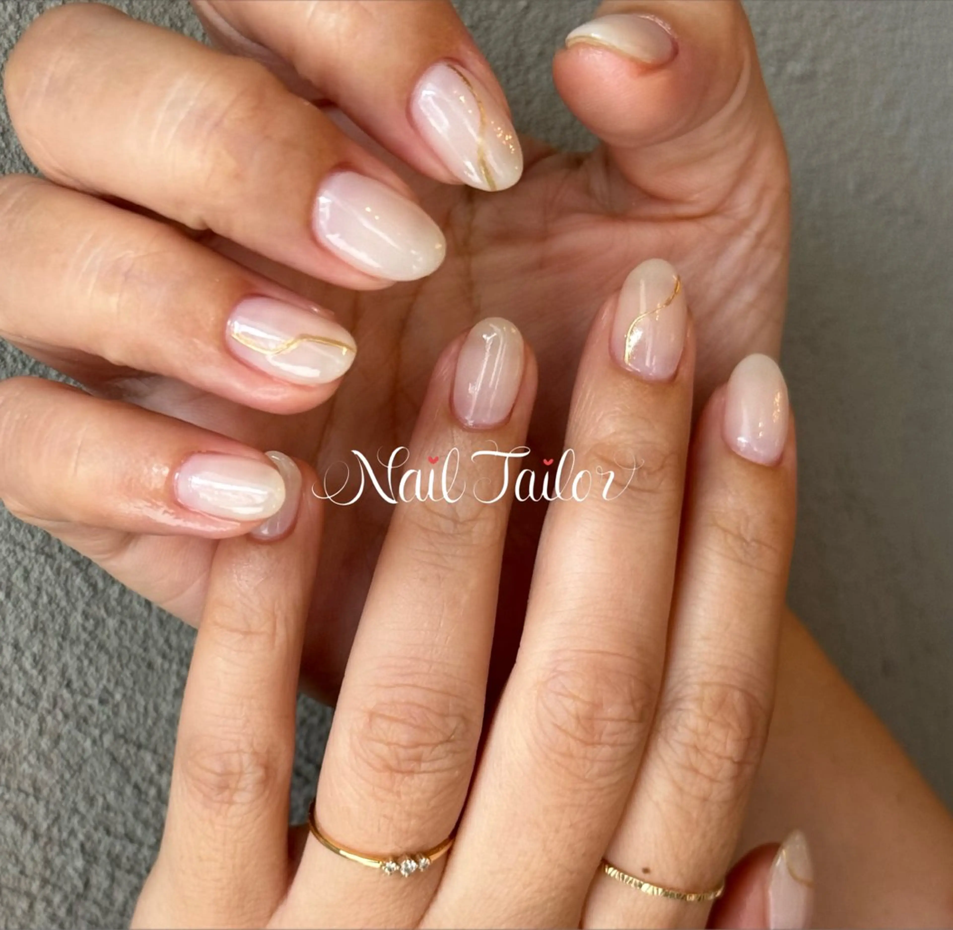 ネイル ジェルネイル ゴールド ミラーネイル オフィスネイル ワンカラーネイル ハンドネイル NailTailor ネイルテイラーのネイルデザイン