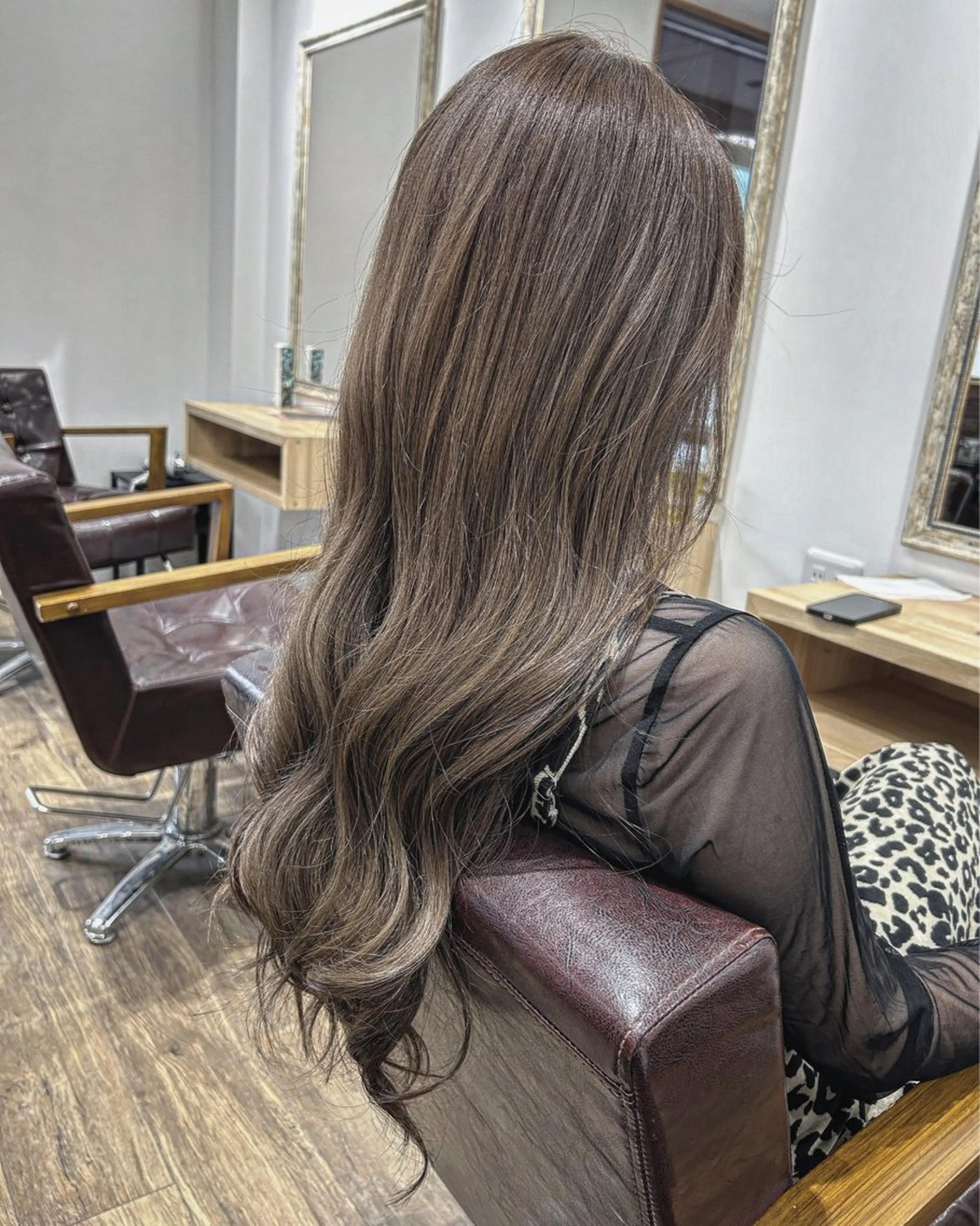 ロング カラー 土屋 貴章のヘアスタイル