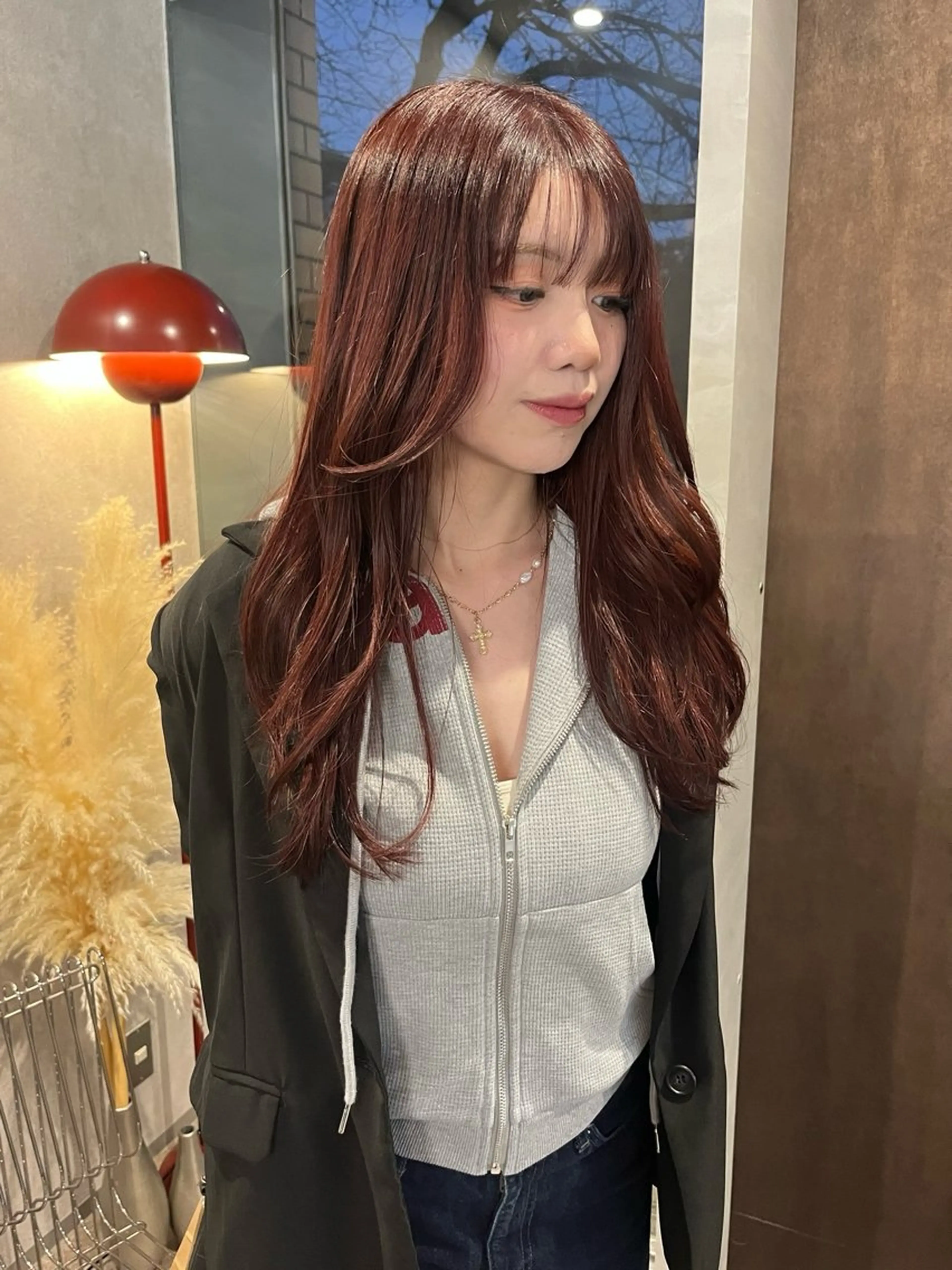 ロング カラー ブリーチ ブリーチなしカラー カット ヘアカラー トリートメント yuumi/大濠🪷 顔周り/ハイトーンのヘアスタイル