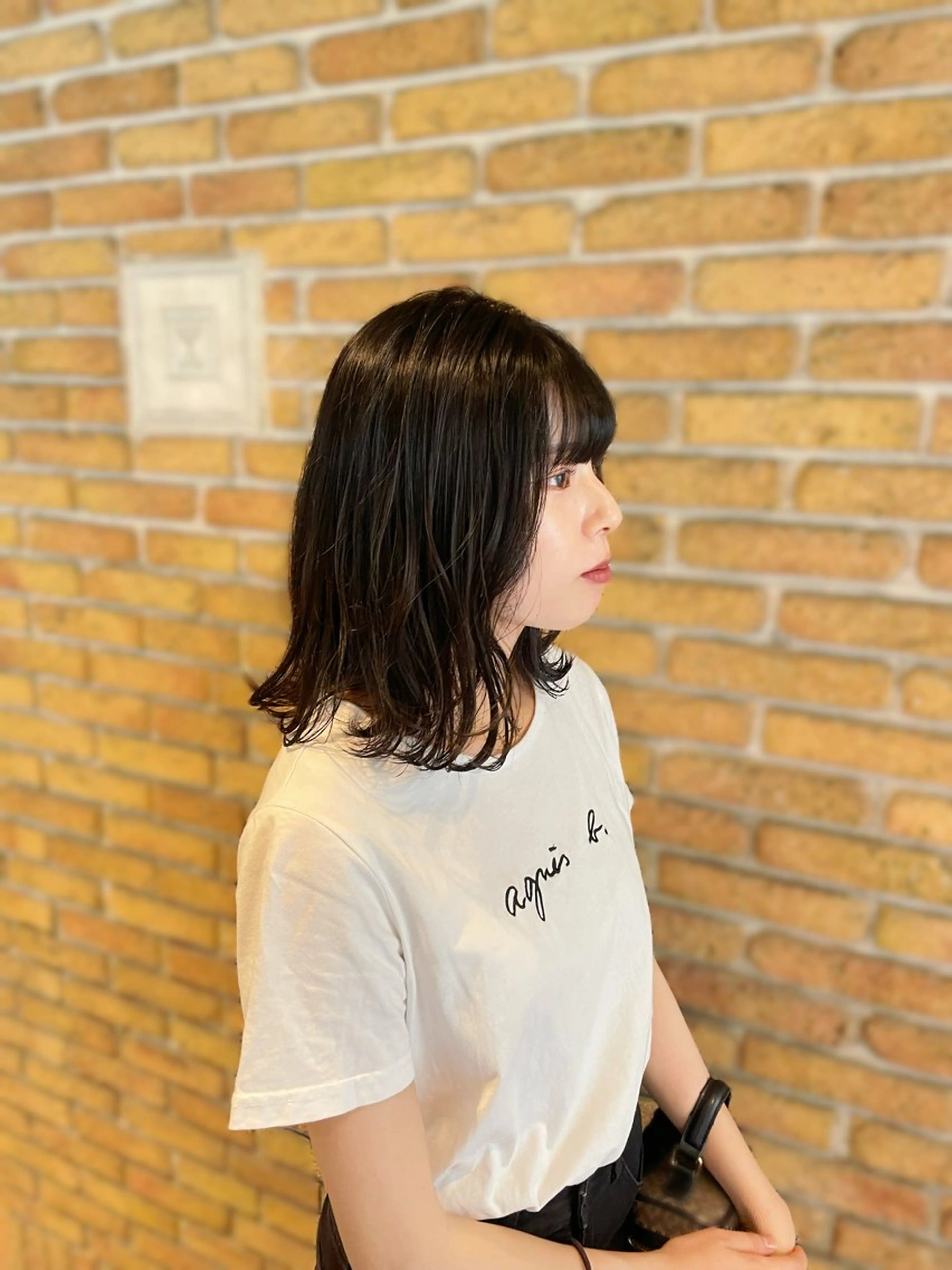 ミディアム カラー 川本 芹奈のヘアスタイル