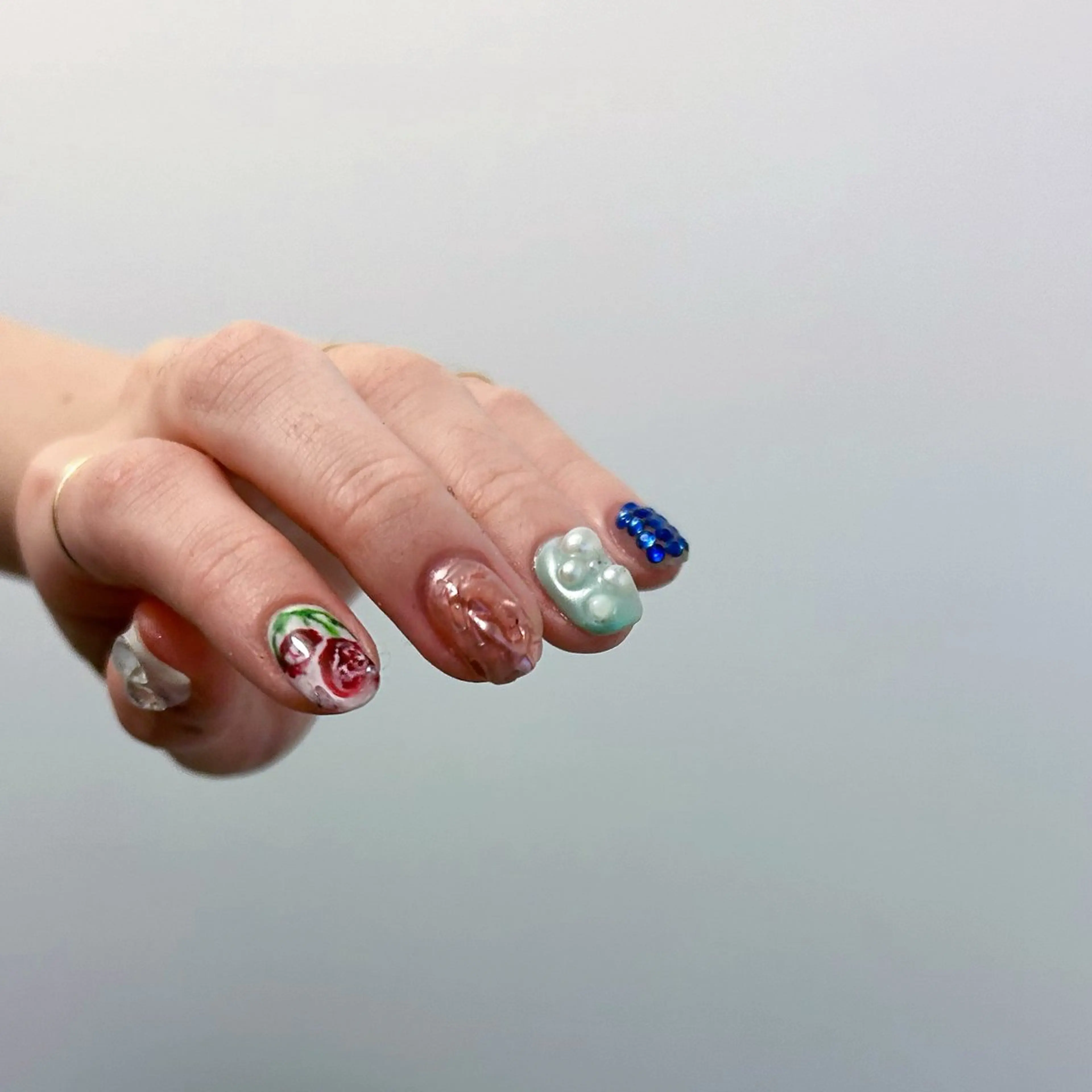 ネイル óæk nailのネイルデザイン
