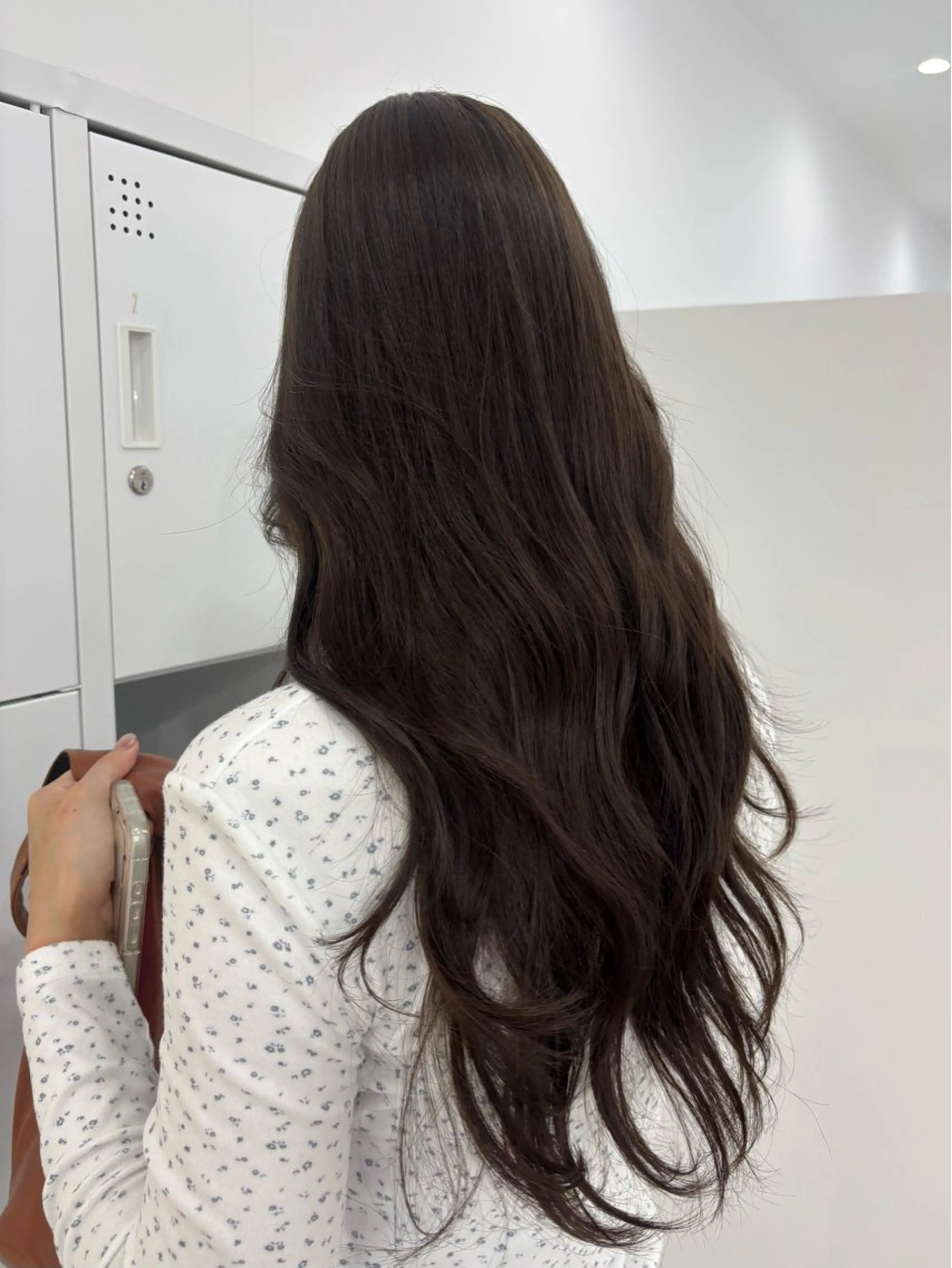 ロング カラー カット ヘアカラー トリートメント 【aini天王寺】 𝐚𝐢𝐫𝐢✂︎のヘアスタイル