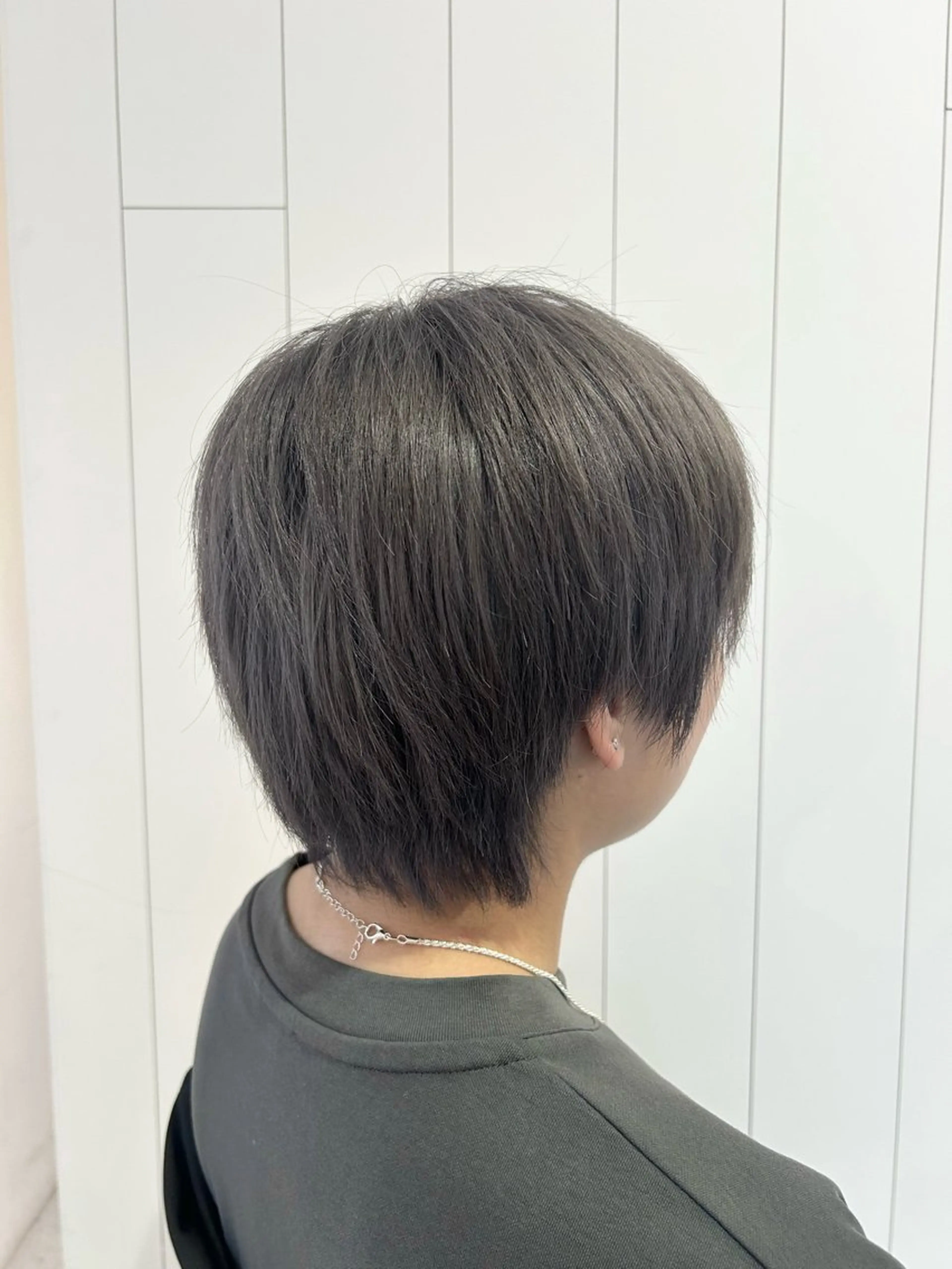 ショート カラー シルバー calm by Re:berta所属・ショート✂︎ボブ/ /小駒杏花のヘアスタイル