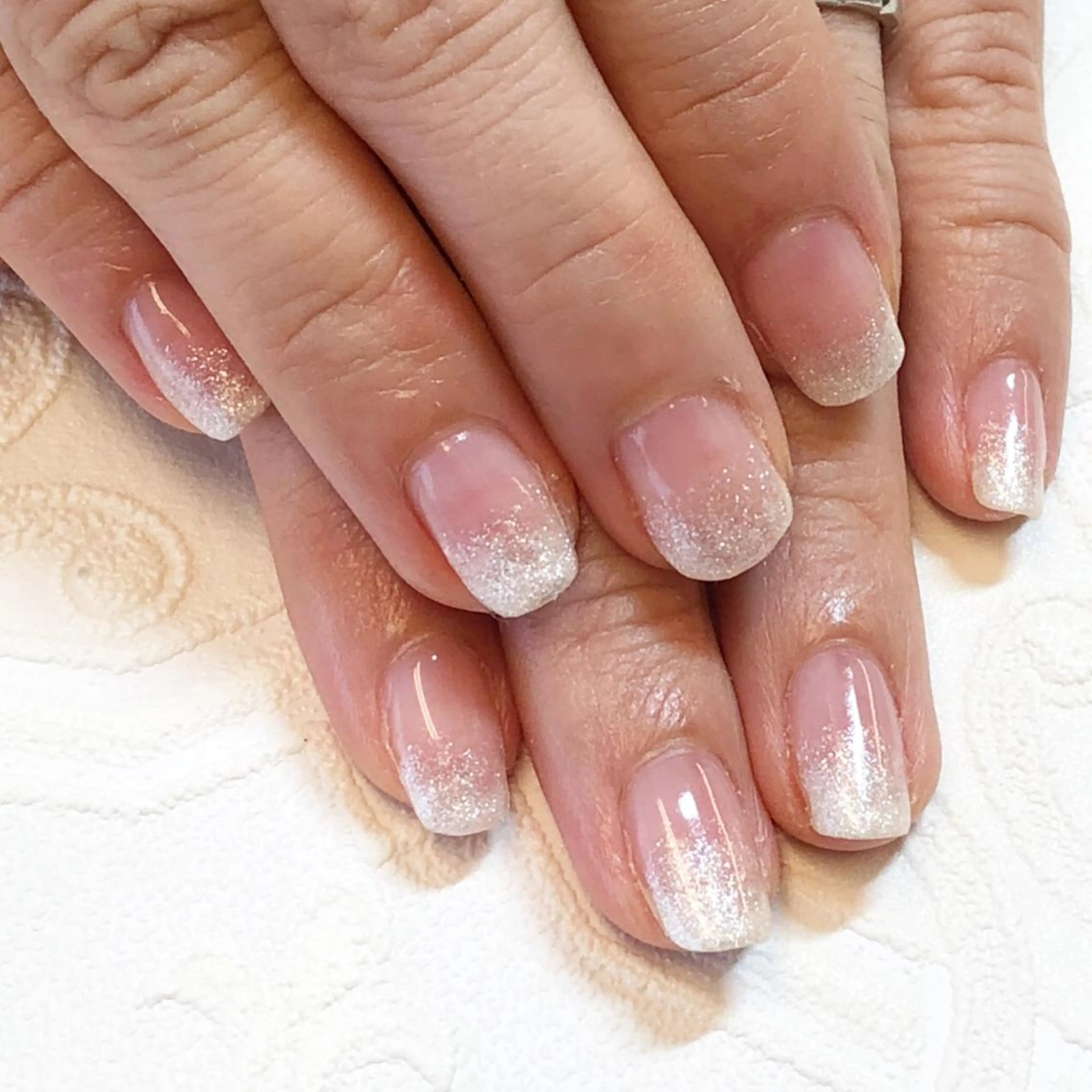 ネイル グラデーション ラメ(グリッター) ラメグラデーション KIREIE NAILSのネイルデザイン