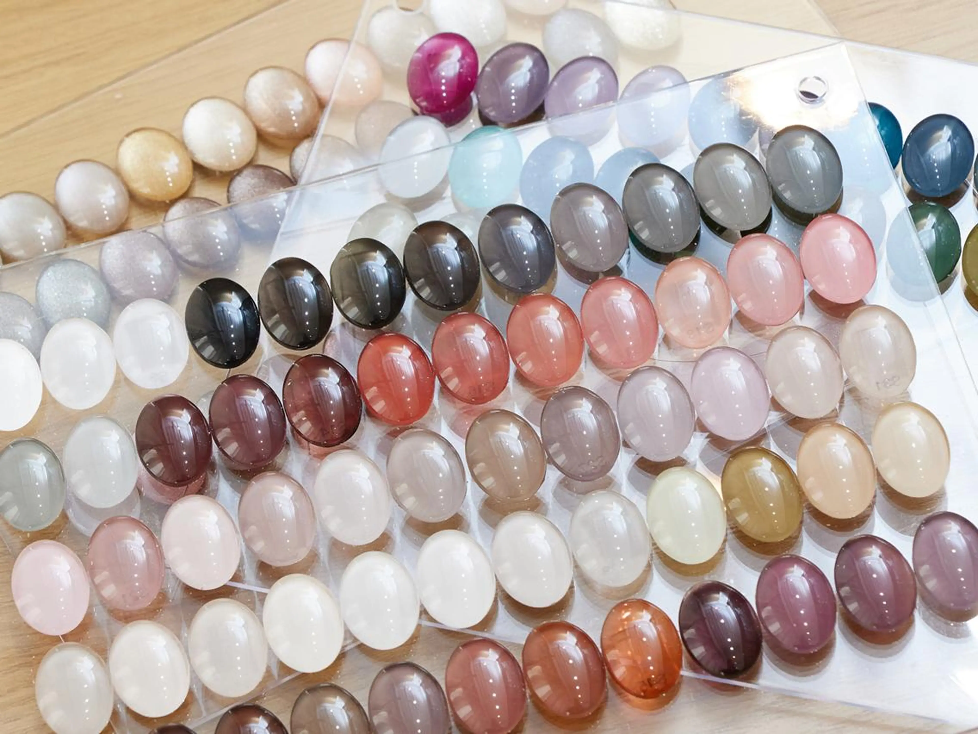 ネイル フレンチネイル ジェルネイル グラデーション マグネットネイル ミラーネイル ハンドネイル 【パラジェル認定】 newiネイル京橋のネイルデザイン