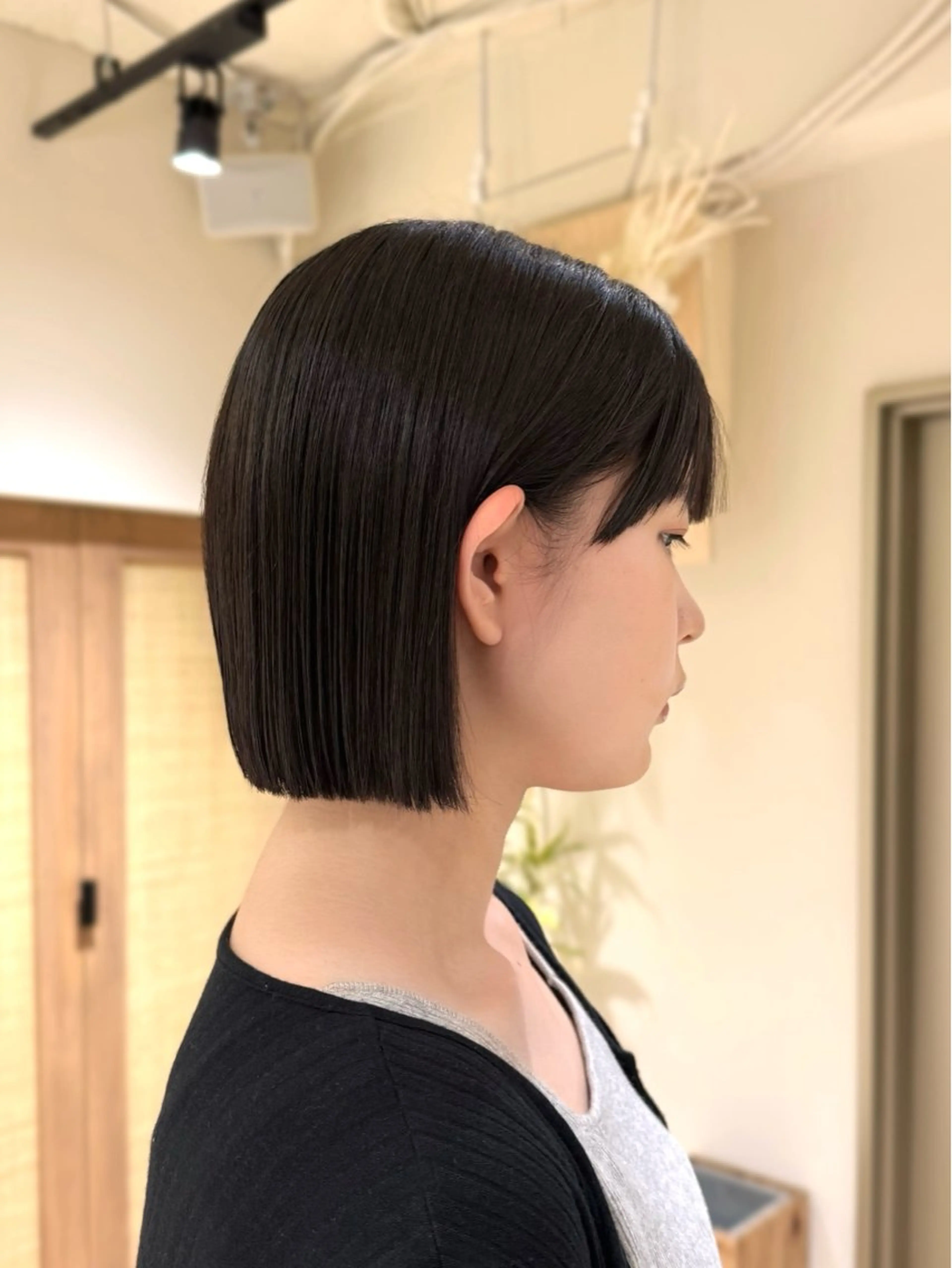 ショート トレンドレイヤー🤍 顔周り/wakaのヘアスタイル