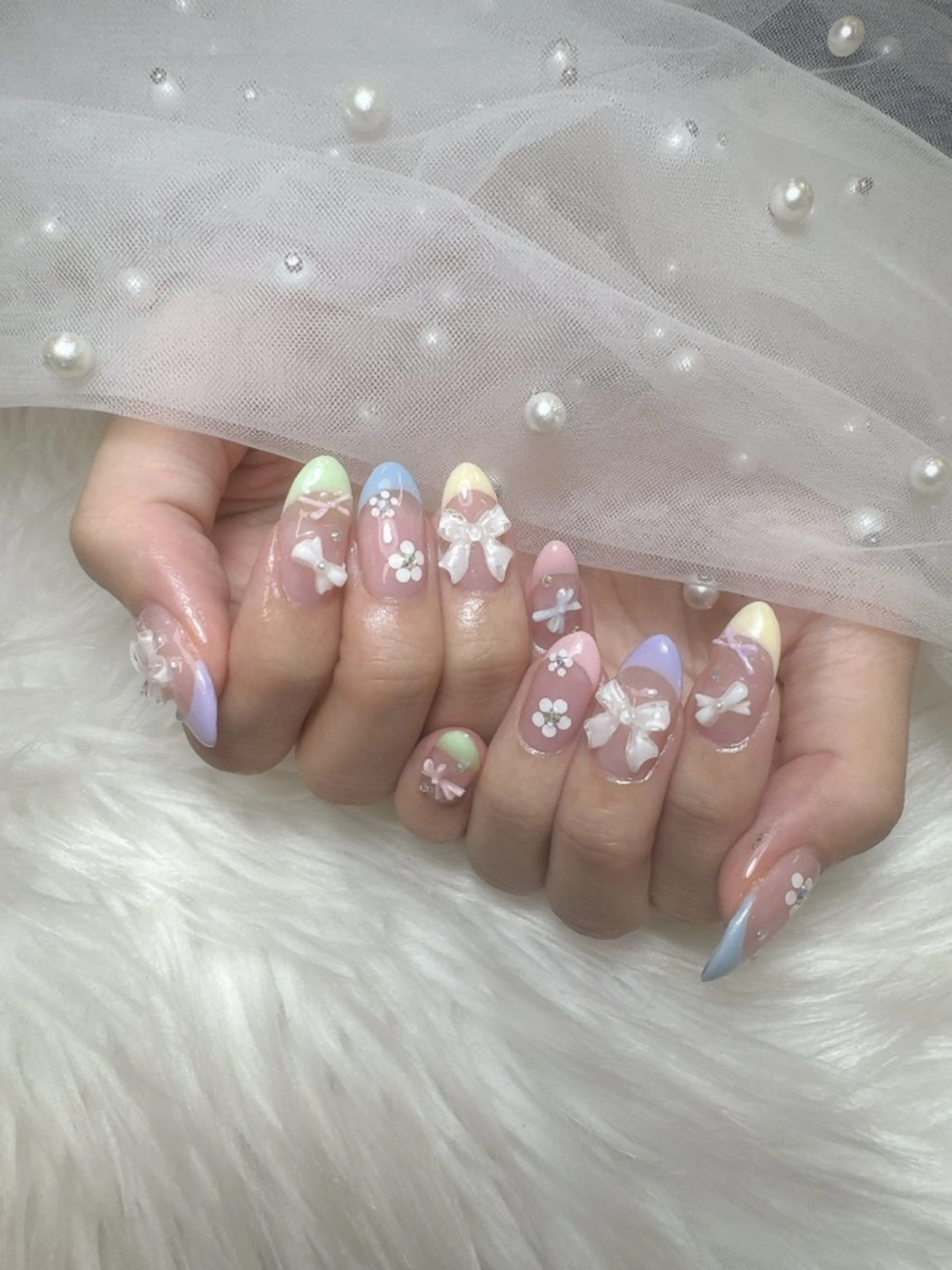 ネイル チークネイル ジェルネイル キラキラネイル 韓国ネイル 持ち込み ハンドネイル Queeens nailのネイルデザイン