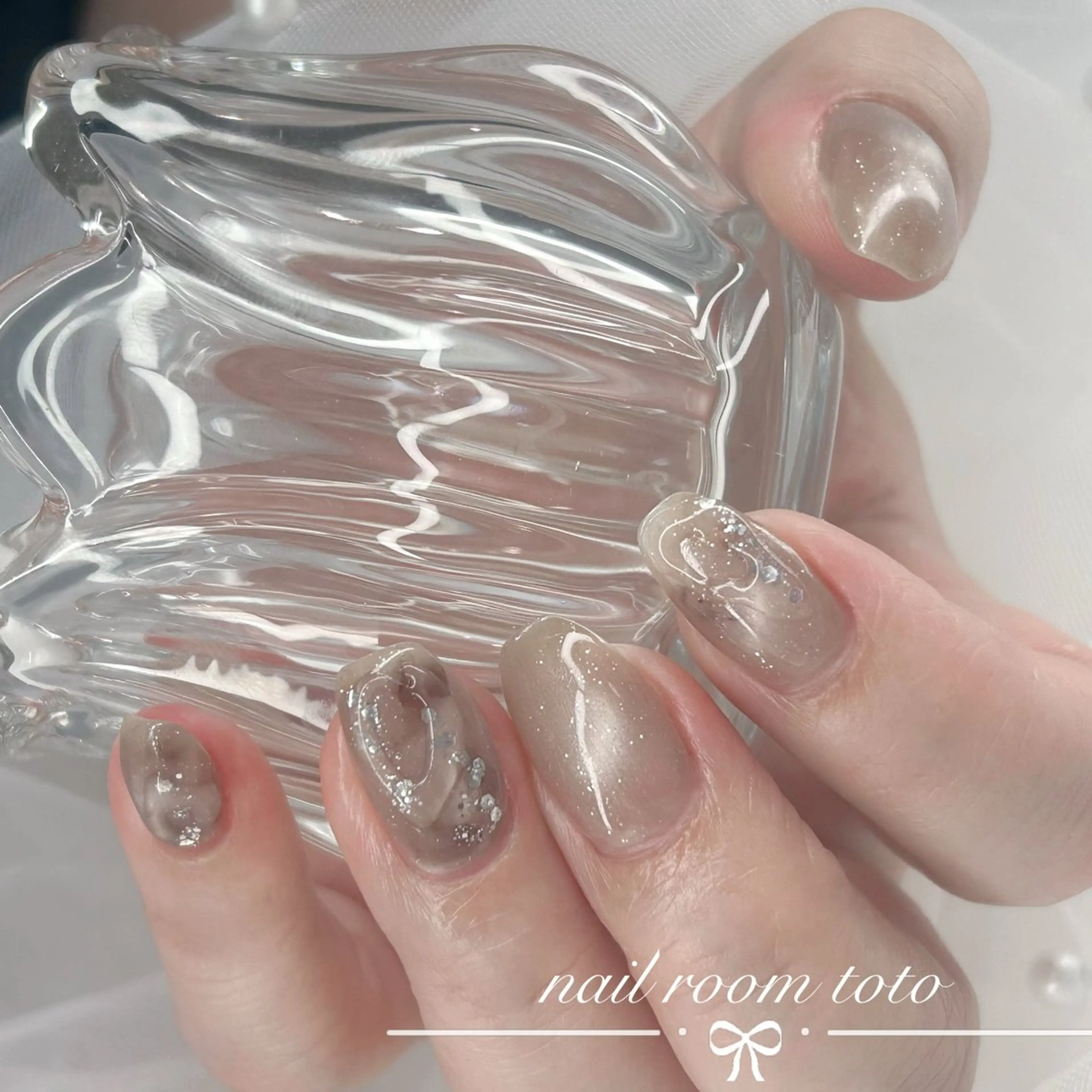 ネイル マグネットネイル ニュアンスネイル nail room totoのネイルデザイン