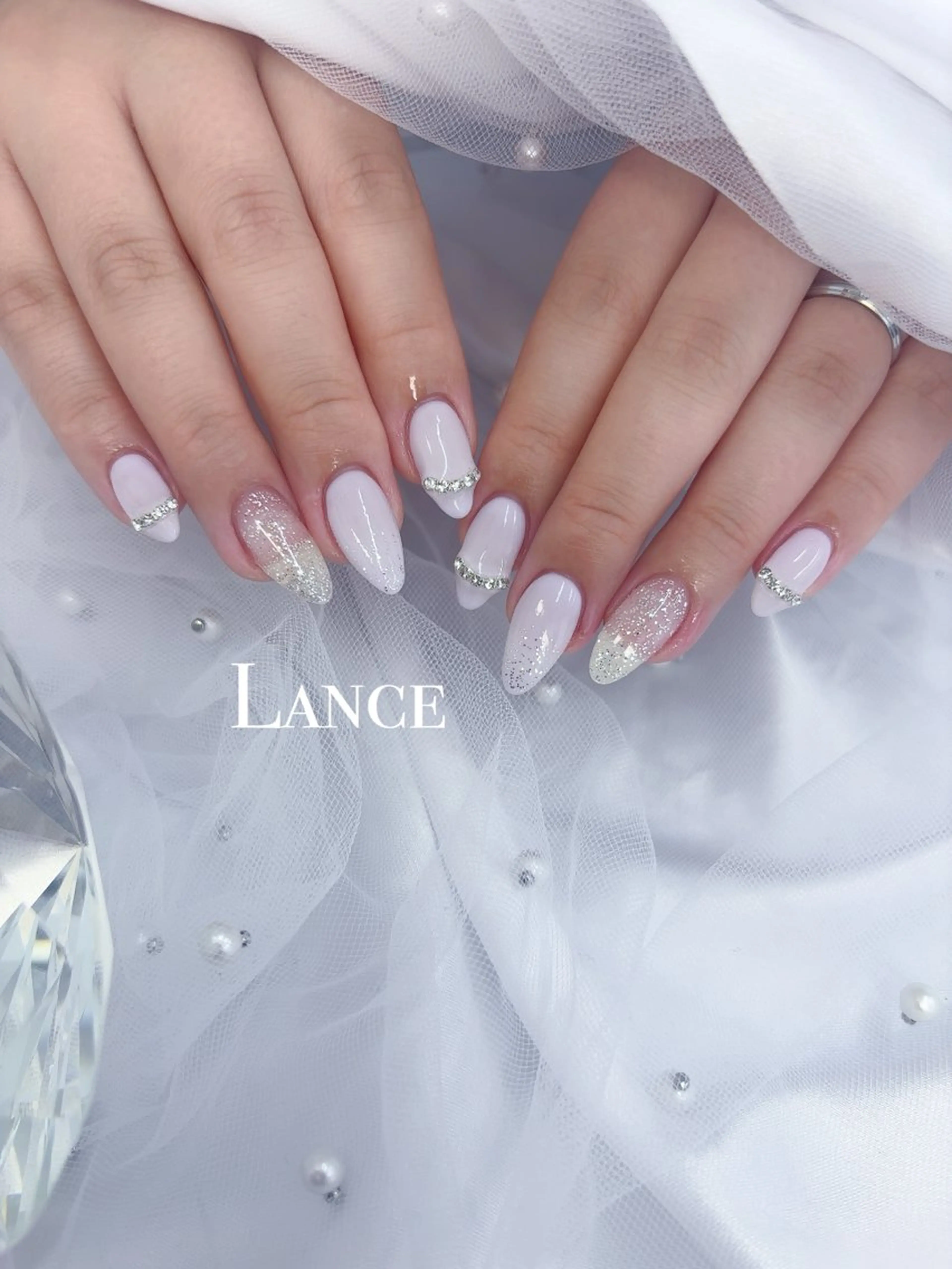 ネイル キラキラネイル 韓国ネイル ワンカラーネイル 春ネイル ワンホンネイル ハンドネイル Lance nailのネイルデザイン