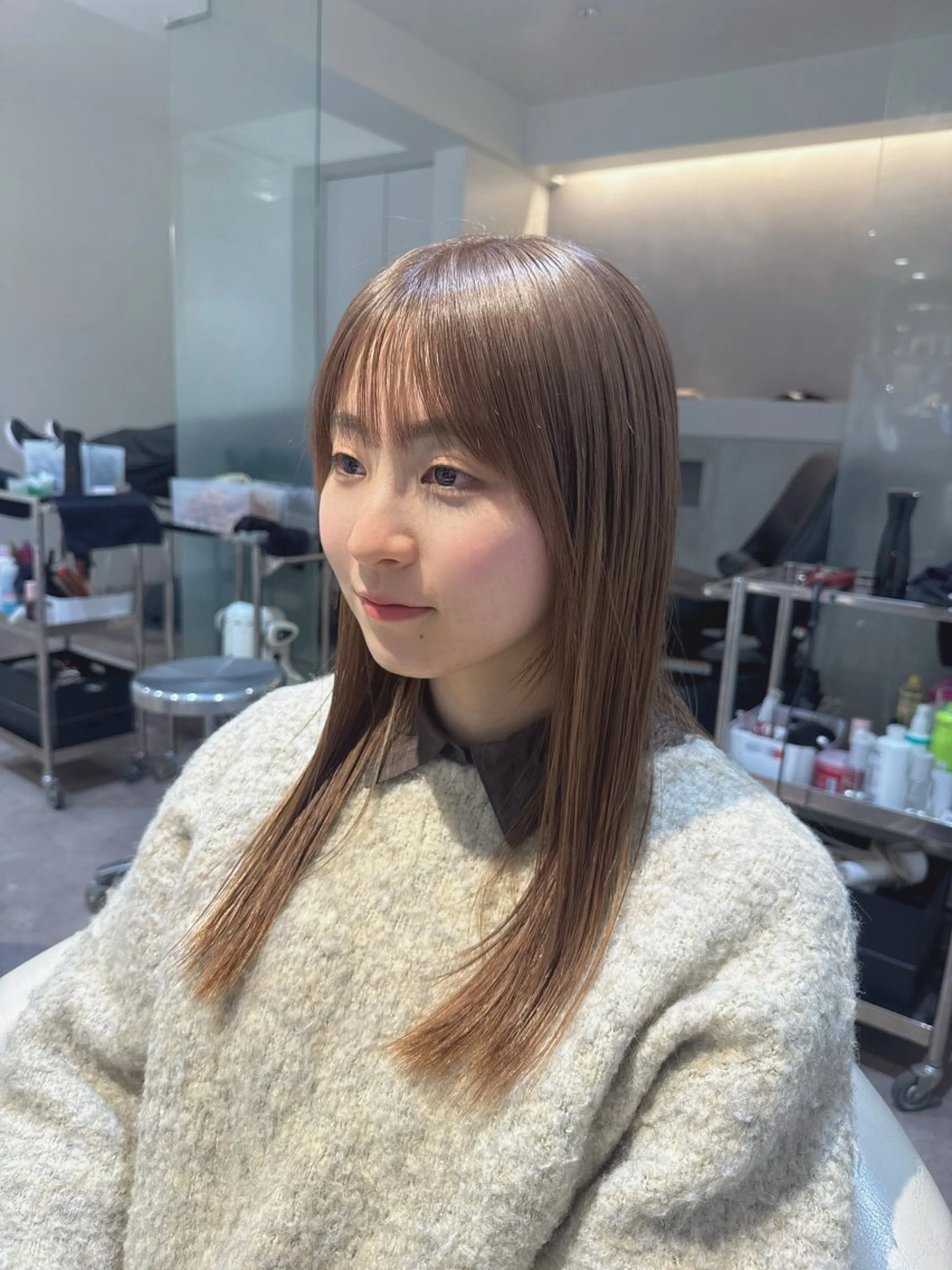 セミロング カラー ベージュカラー ブリーチ 透明感カラー ハイトーンカラー ミルクティーベージュ カット ヘアカラー 💎透明感カラー特化 💎TAISEIのヘアスタイル