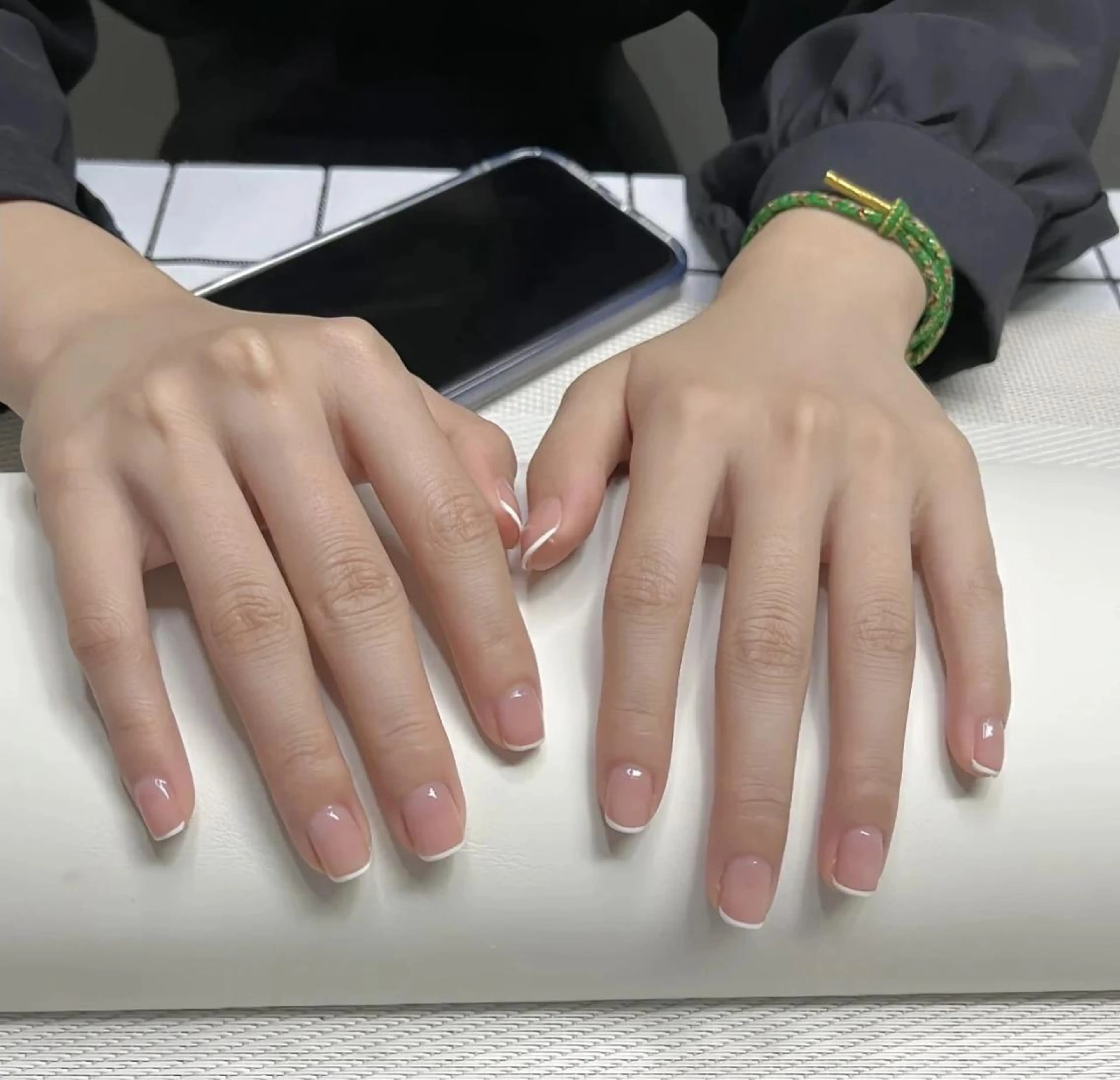 ネイル フレンチネイル Queen's ゆなのネイルデザイン